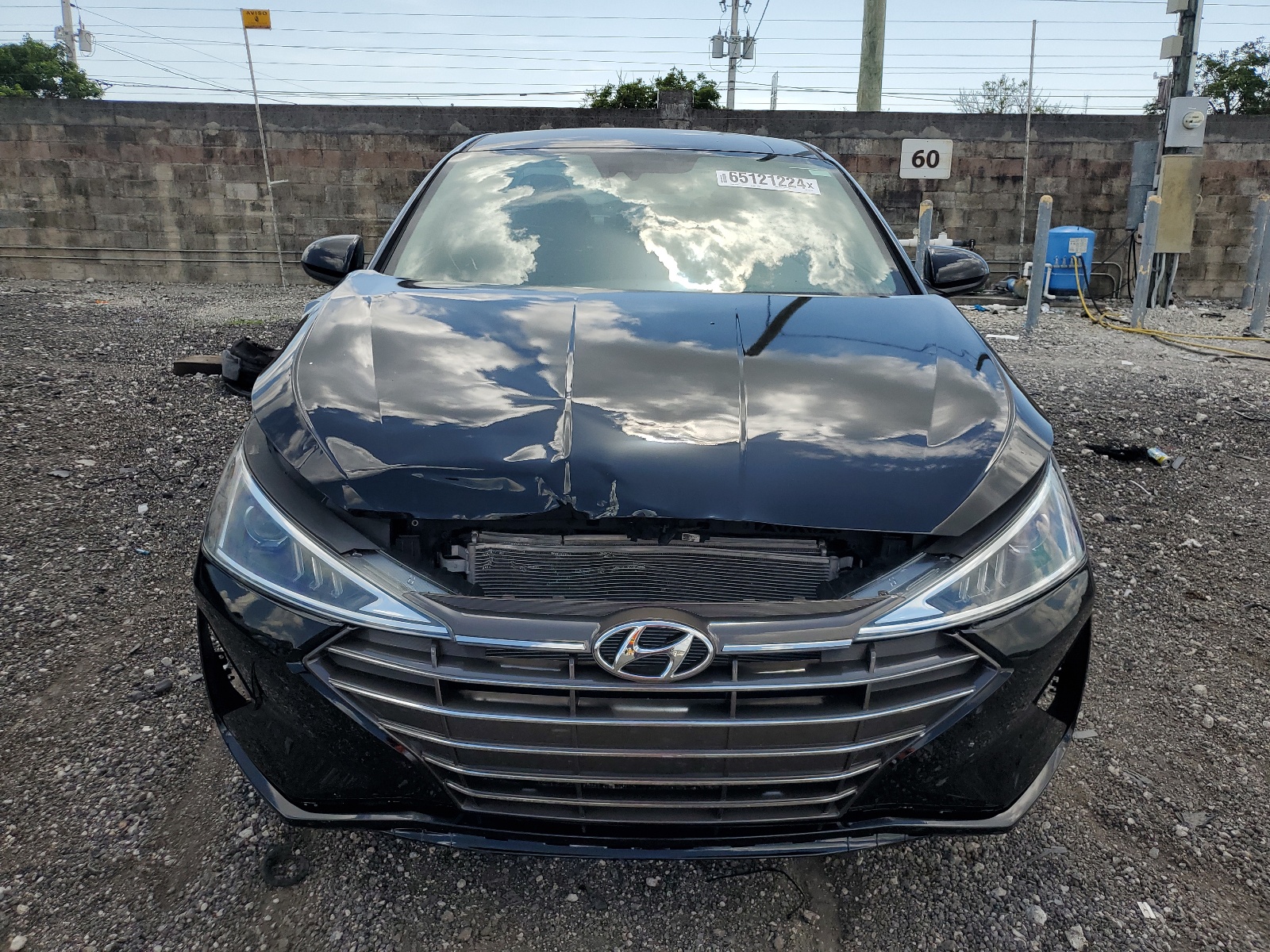 2020 Hyundai Elantra Se vin: 5NPD74LF9LH609129