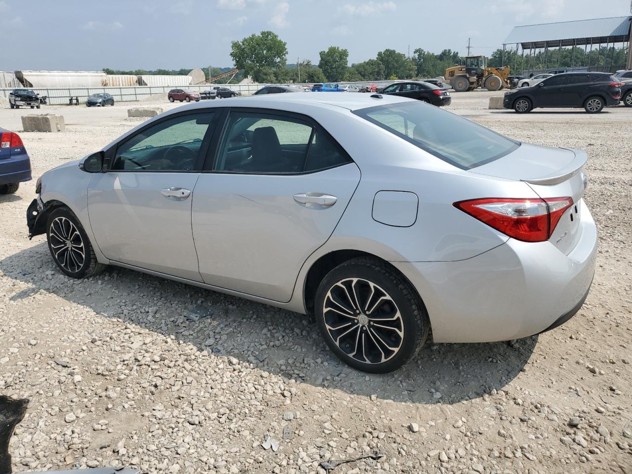 VIN 2T1BURHE0GC518871 2016 TOYOTA COROLLA no.2