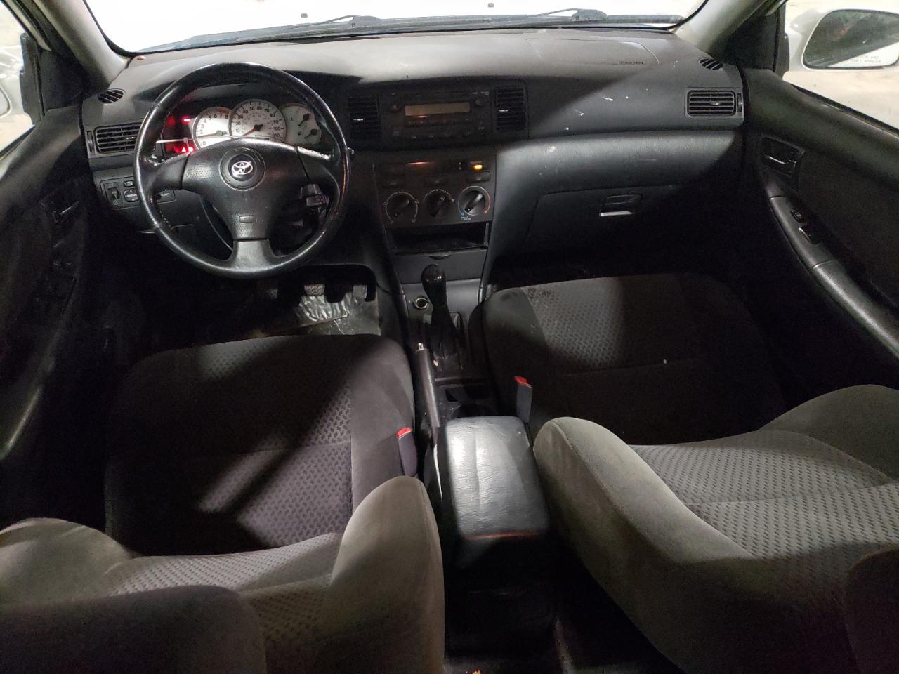2005 Toyota Corolla - Image 8