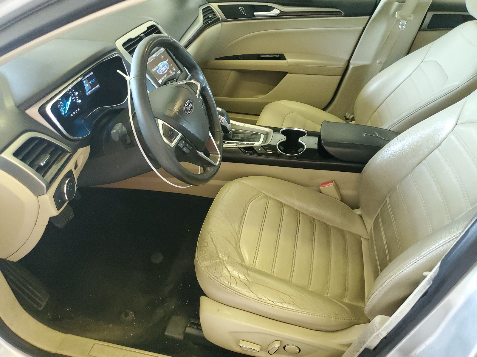 3FA6P0HD6ER190638 2014 Ford Fusion Se