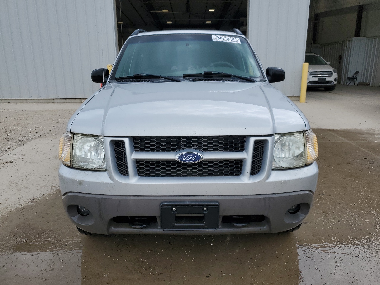 1FMZU77E12UB99105 2002 Ford Explorer Sport Trac