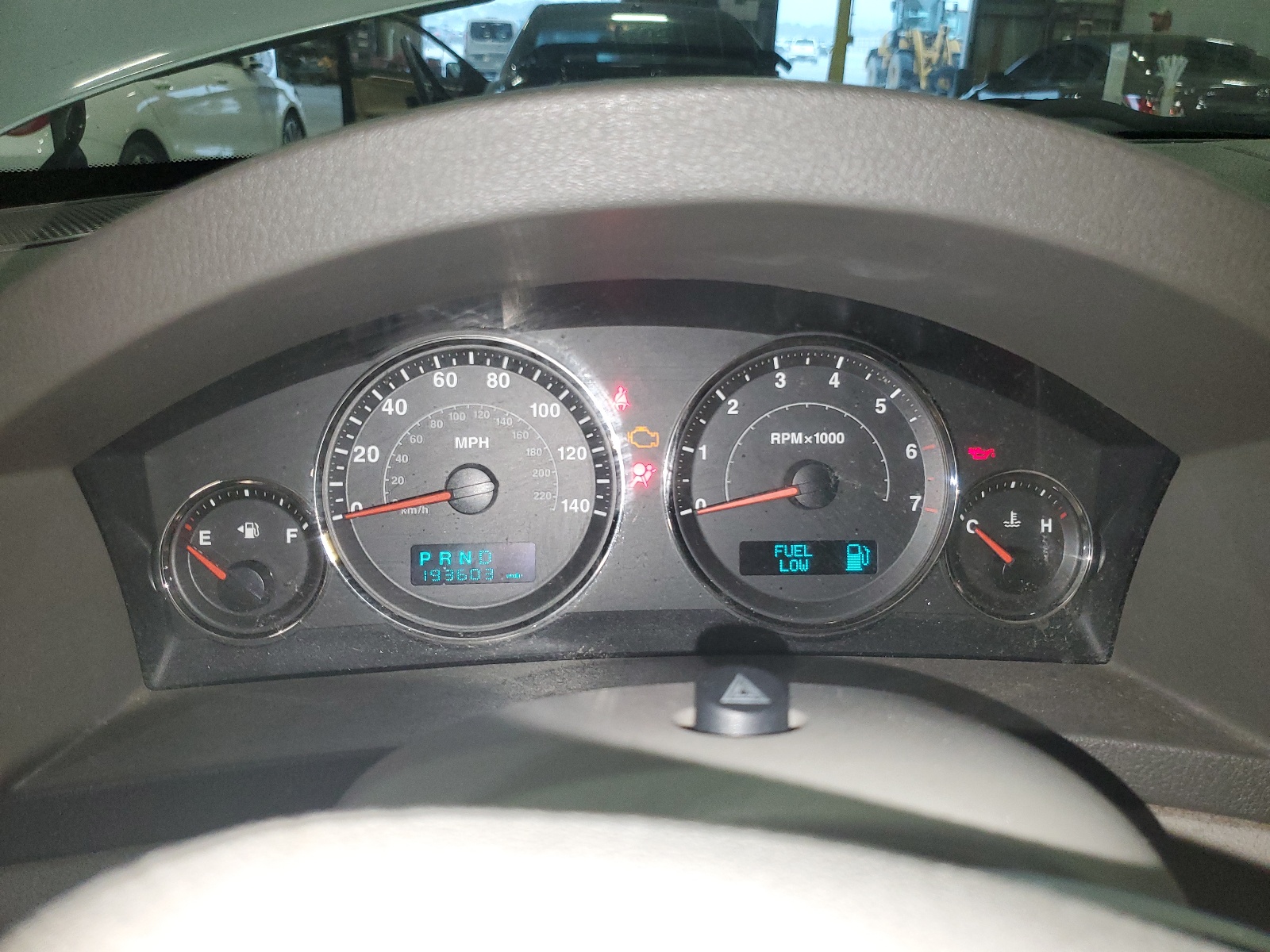 1J4HR58N95C666571 2005 Jeep Grand Cherokee Limited