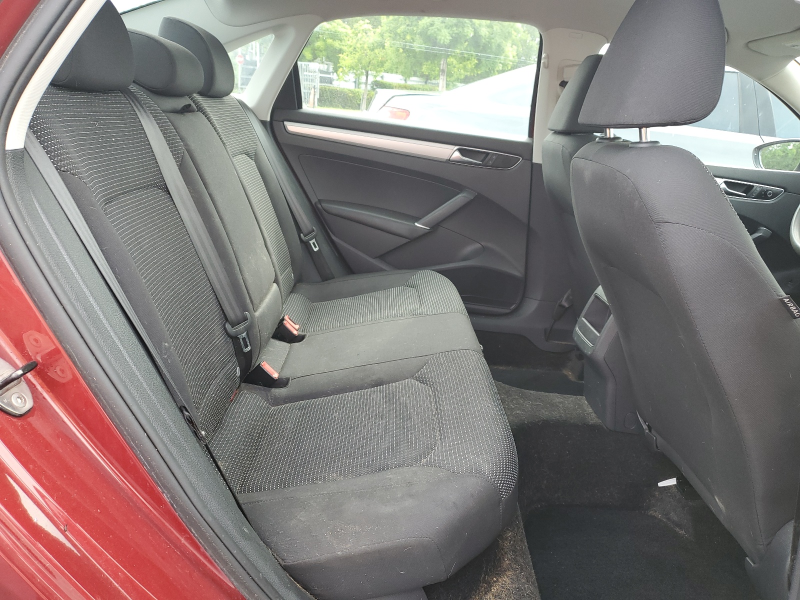 1VWAT7A32HC059393 2017 Volkswagen Passat S