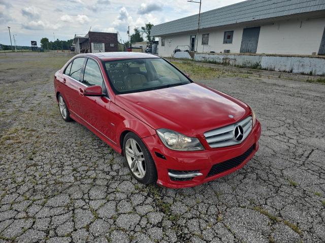 Седаны MERCEDES-BENZ C-CLASS 2012 Красный