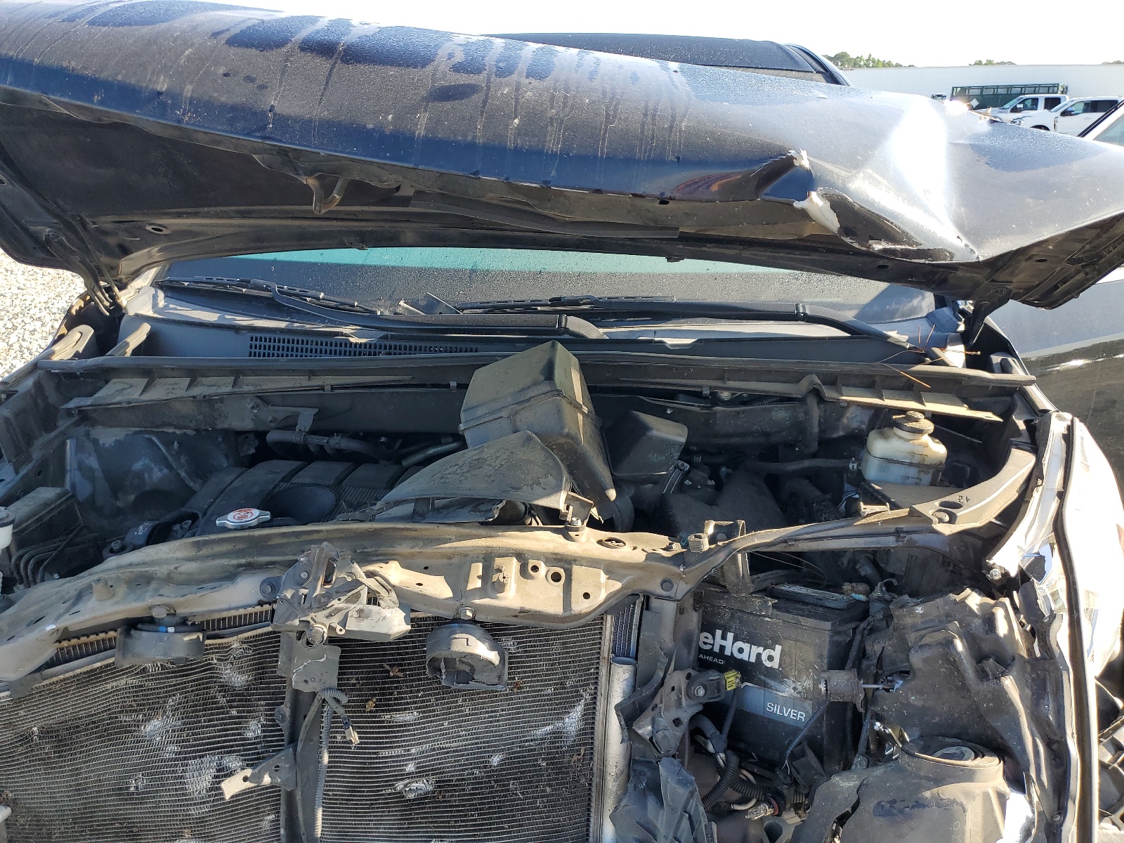 5TDZARFHXJS038856 2018 Toyota Highlander Le