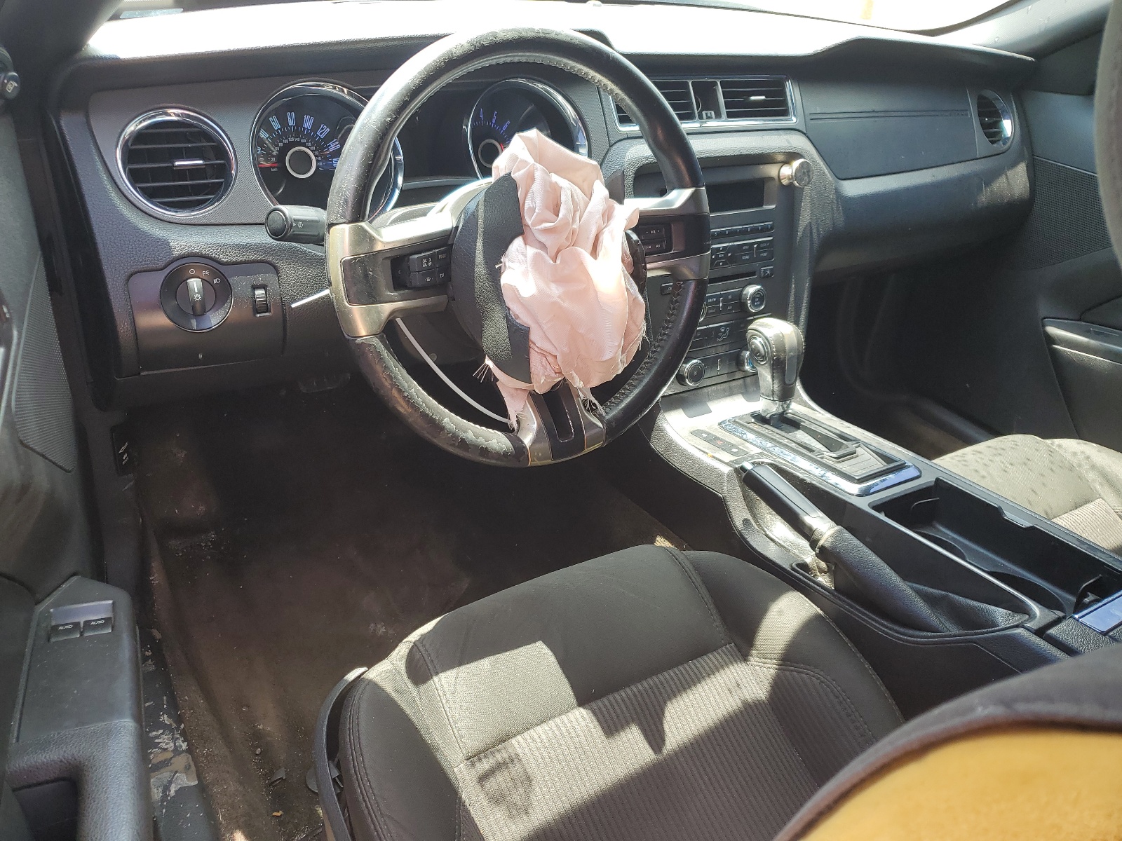 1ZVBP8AM5D5275857 2013 Ford Mustang