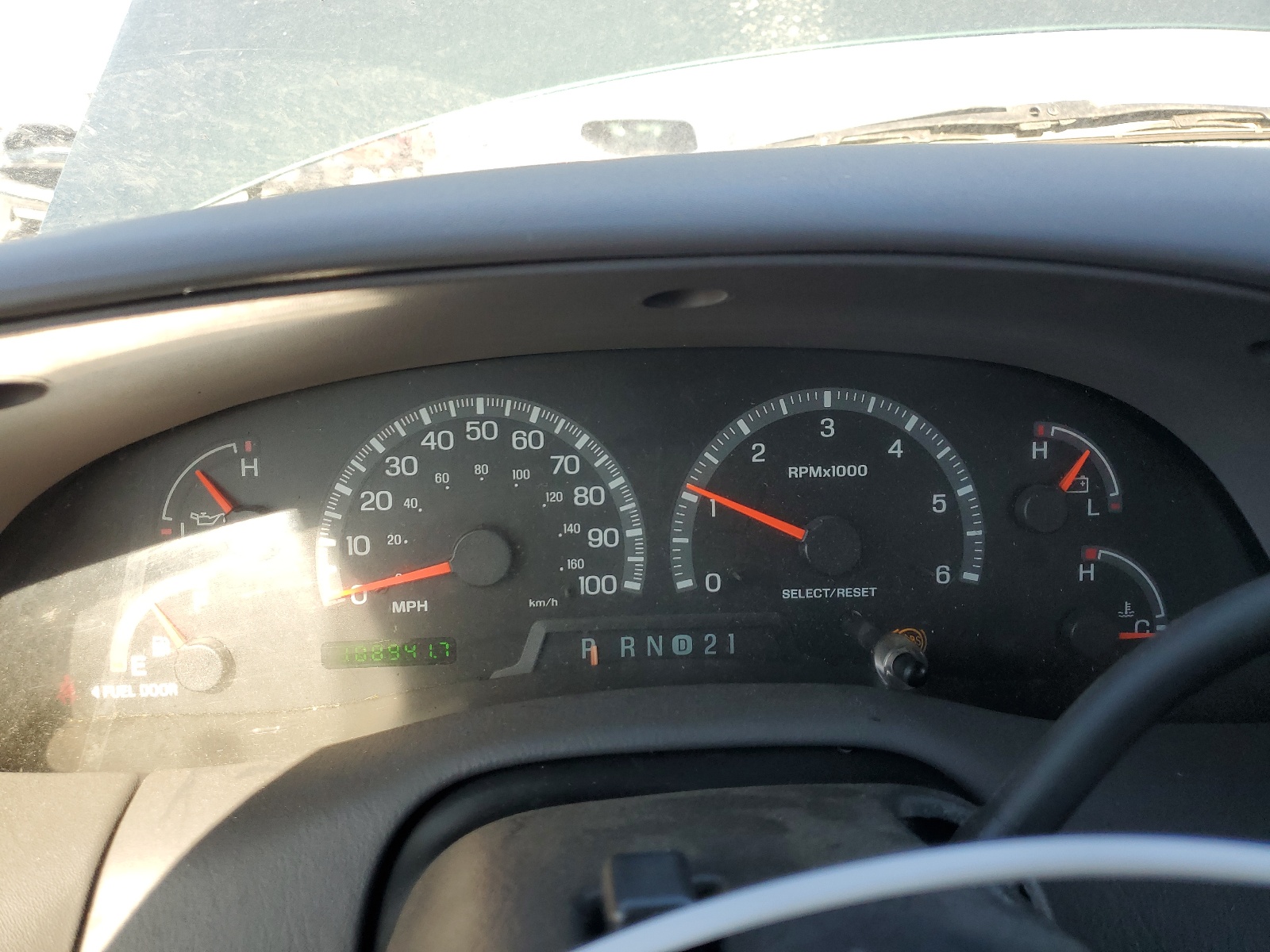 1FTRX18L1YNB10948 2000 Ford F150