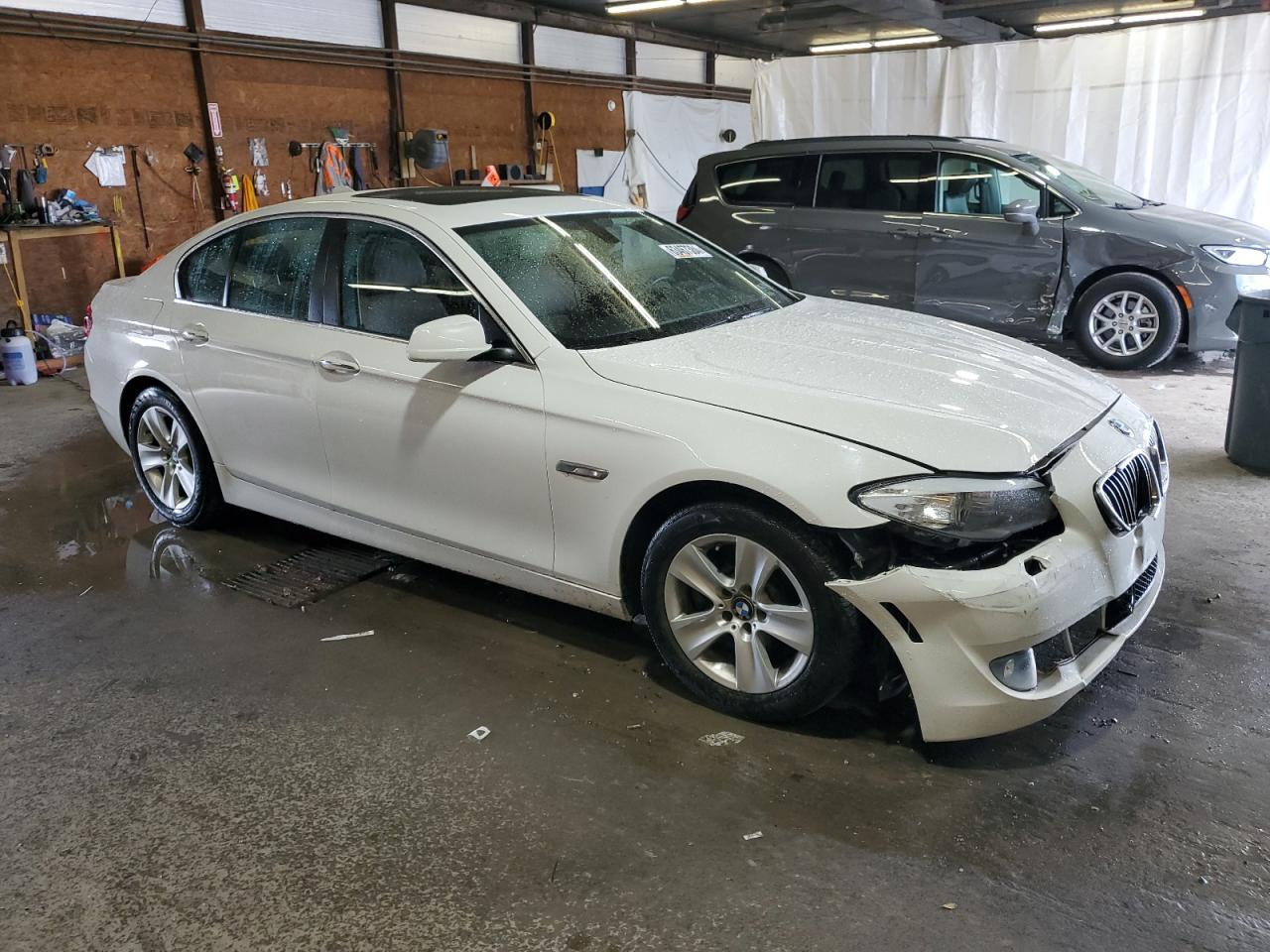 2013 BMW 528 Xi VIN: WBAXH5C58DDW16245 Lot: 63467384