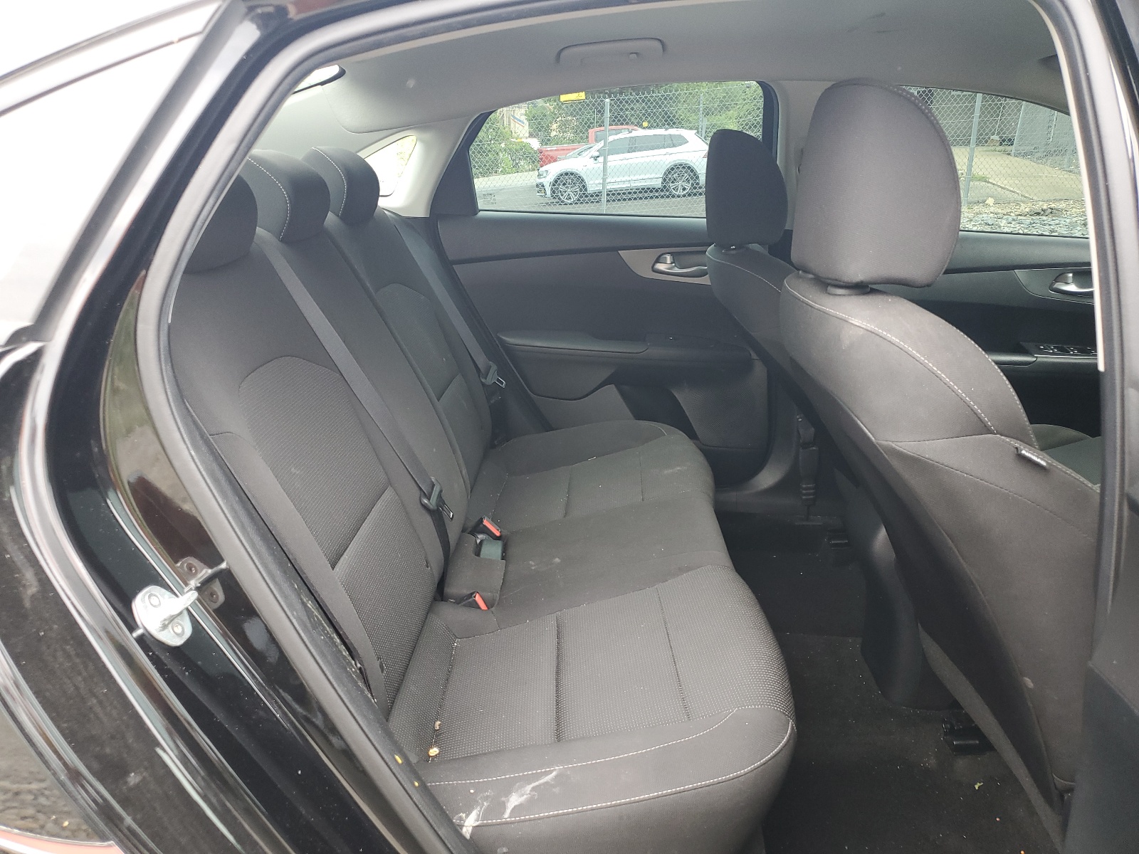 3KPF24AD4KE087490 2019 Kia Forte Fe