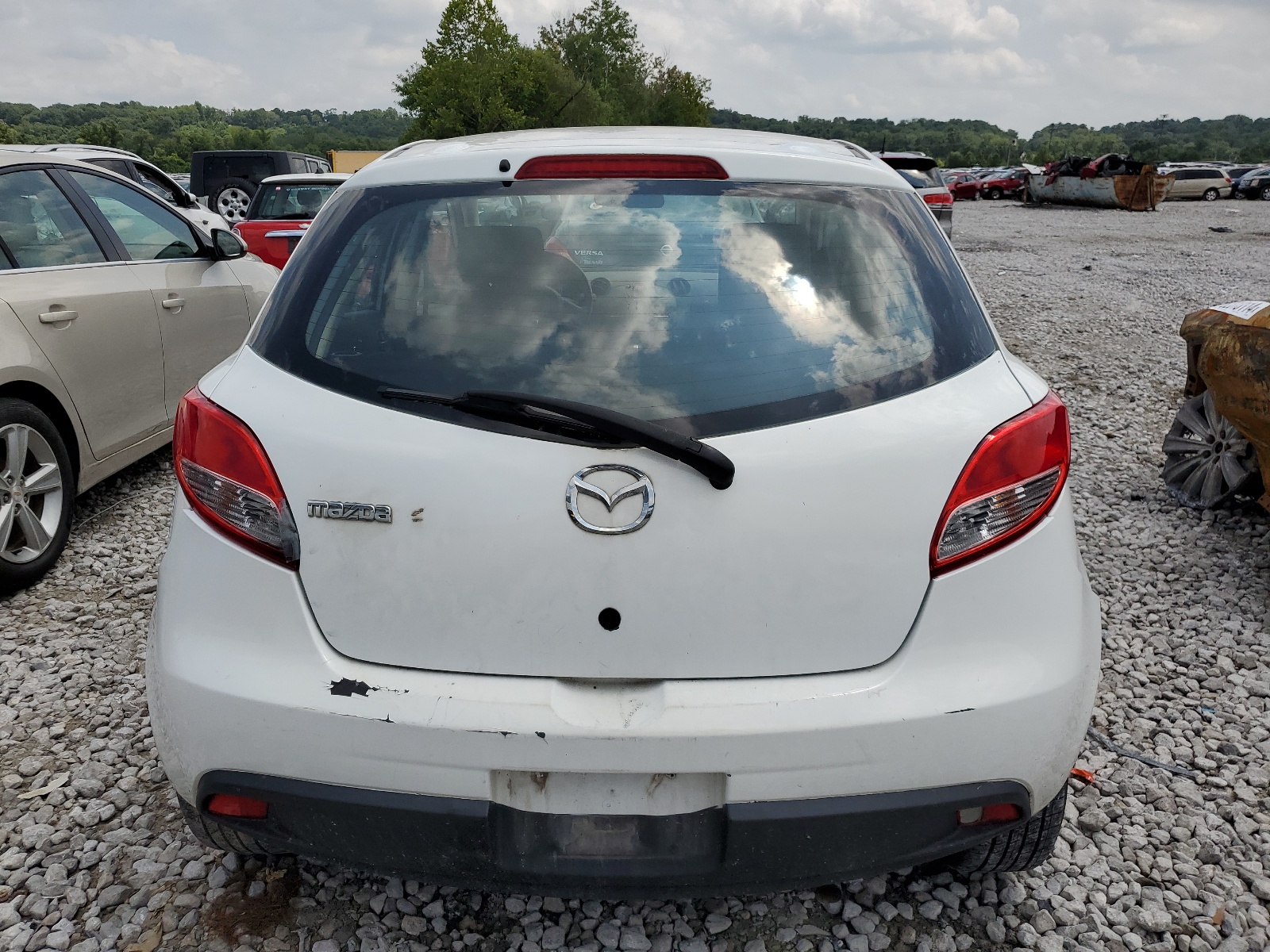 JM1DE1KY2E0188118 2014 Mazda Mazda2 Sport