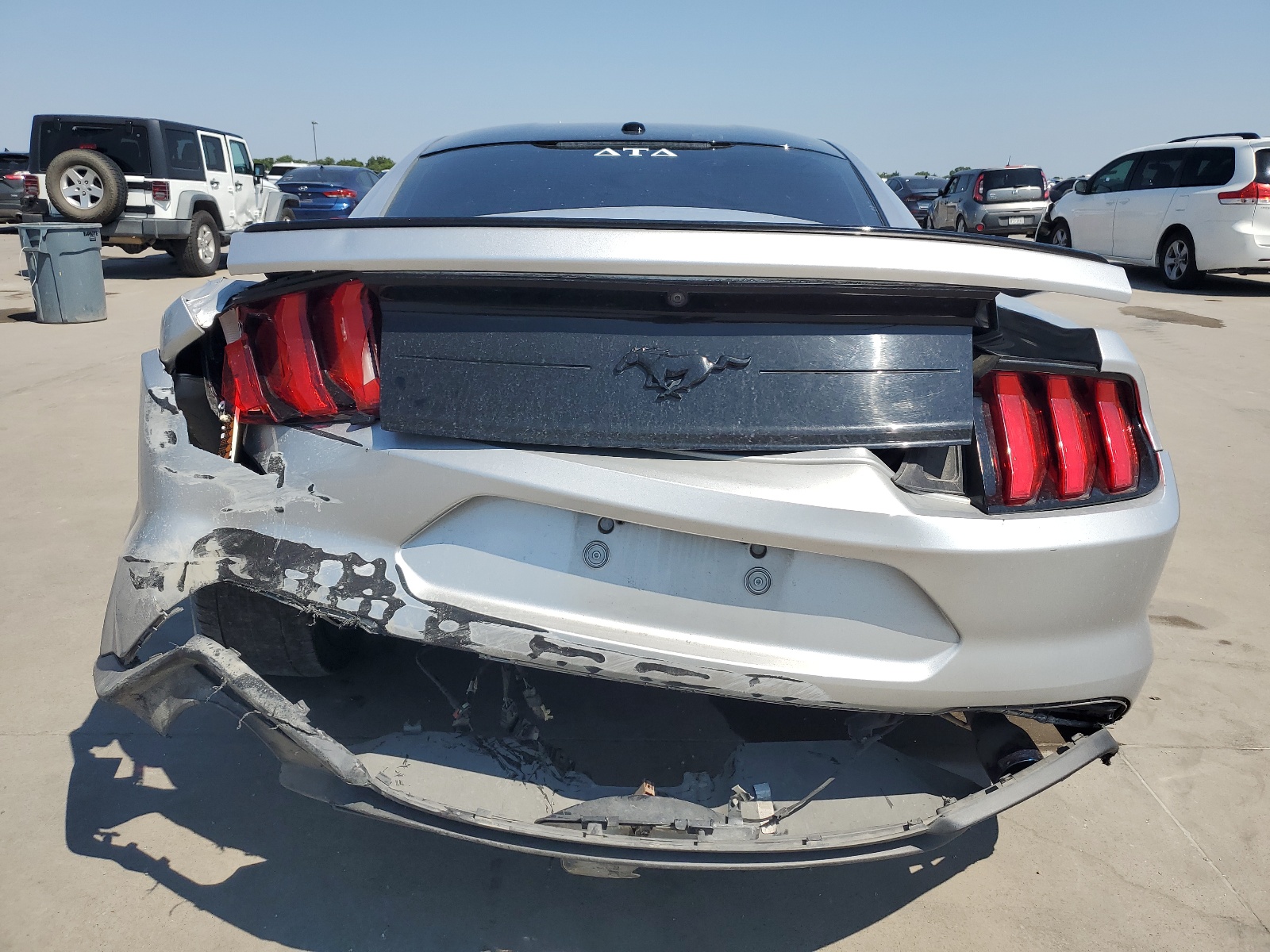 1FA6P8TH2K5185993 2019 Ford Mustang