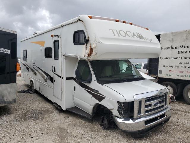 2008 Ford Econoline E450 Super Duty Cutaway Van