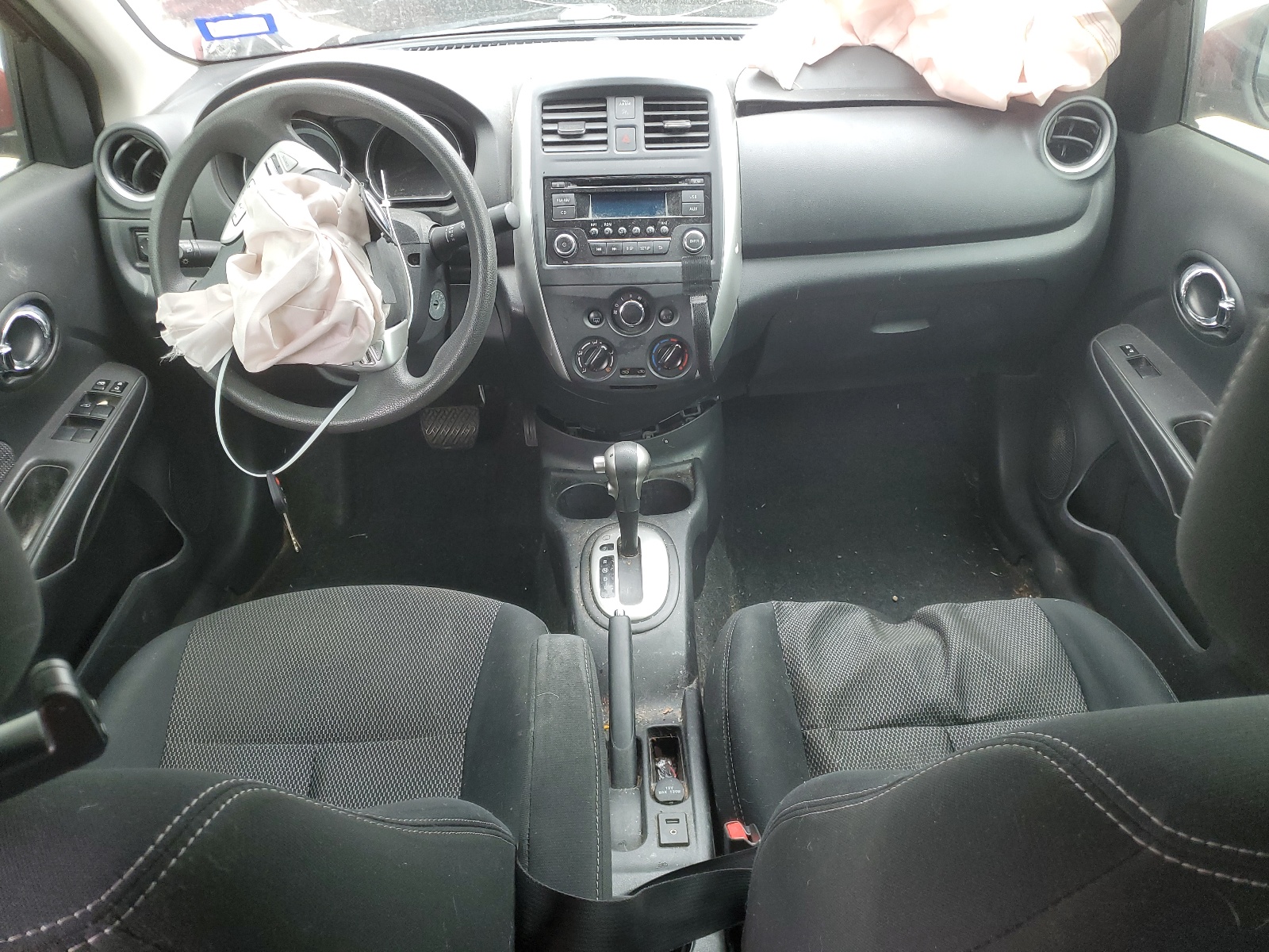 3N1CN7AP5FL850126 2015 Nissan Versa S