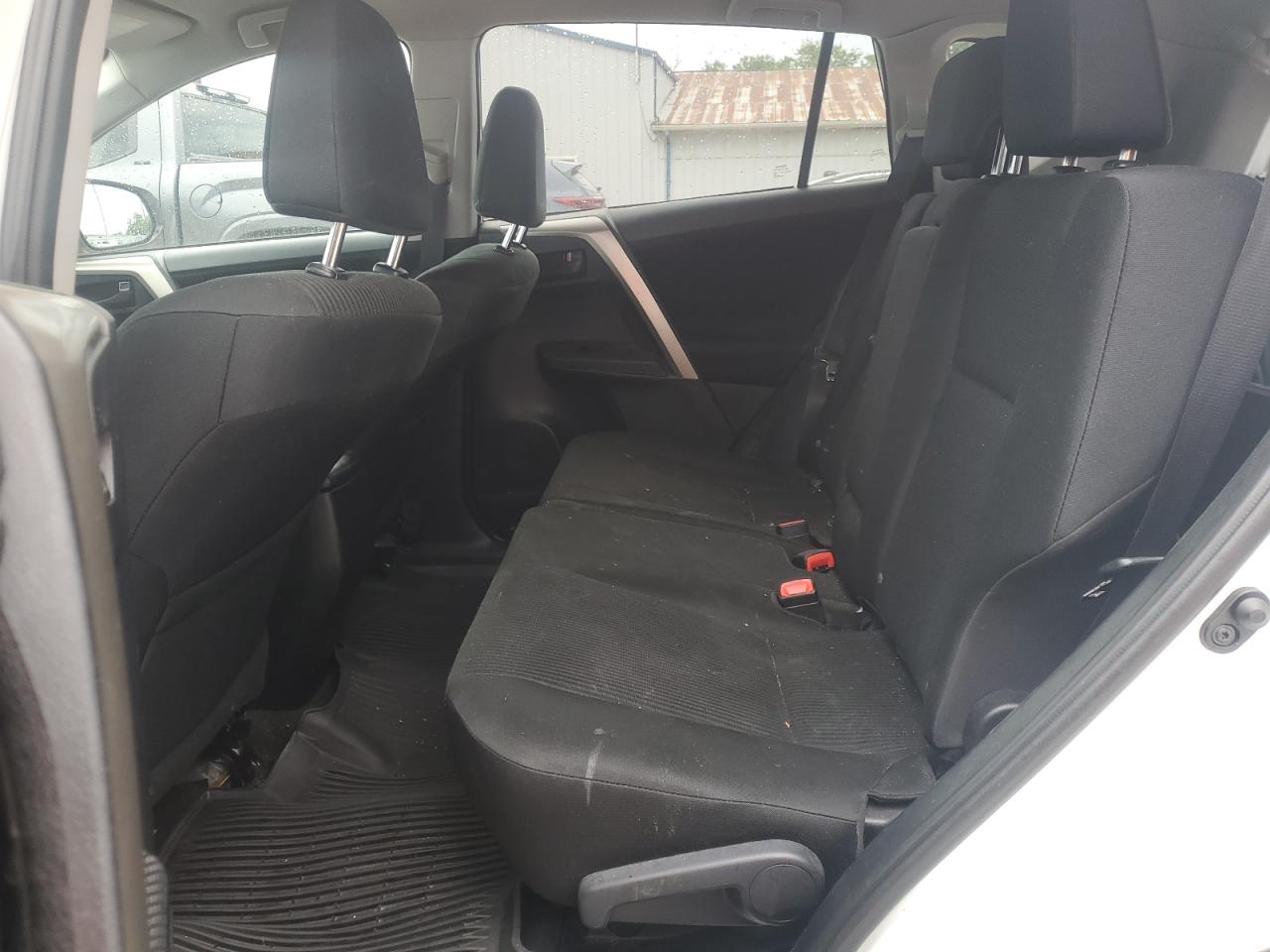 2015 Toyota Rav4 Le VIN: 2T3BFREV1FW333103 Lot: 63471064