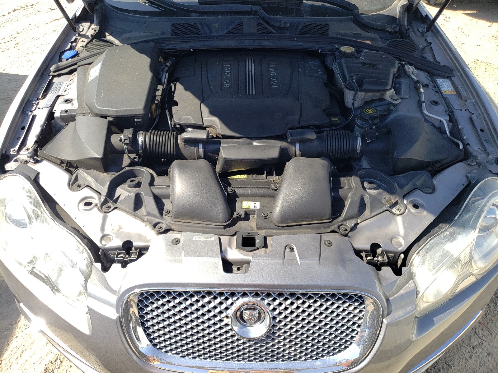 SAJWA0GB4BLR85453 2011 Jaguar Xf Premium