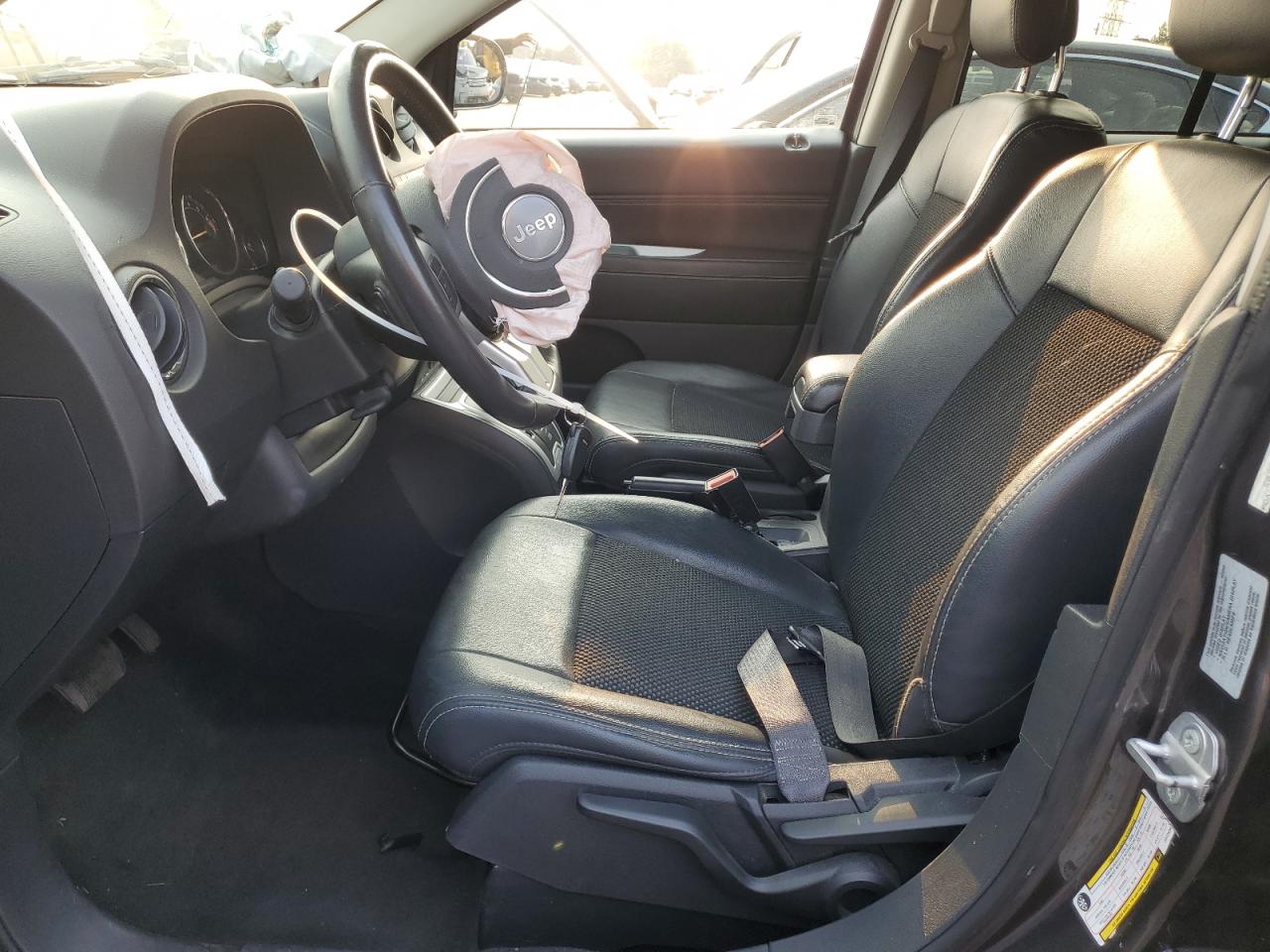 2016 Jeep Compass Latitude VIN: 1C4NJDEB1GD724299 Lot: 64258424