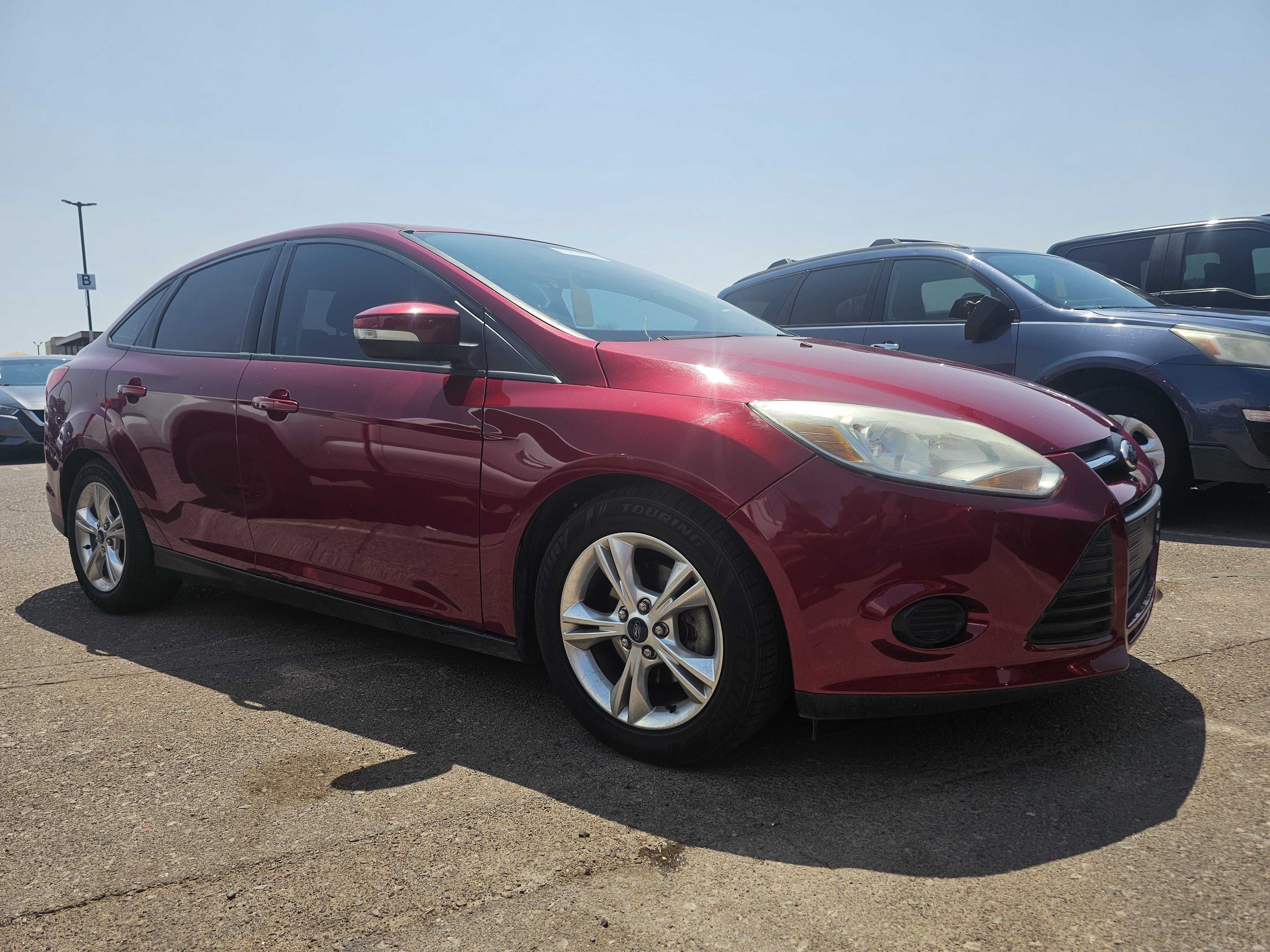 2014 Ford Focus Se vin: 1FADP3F28EL160159