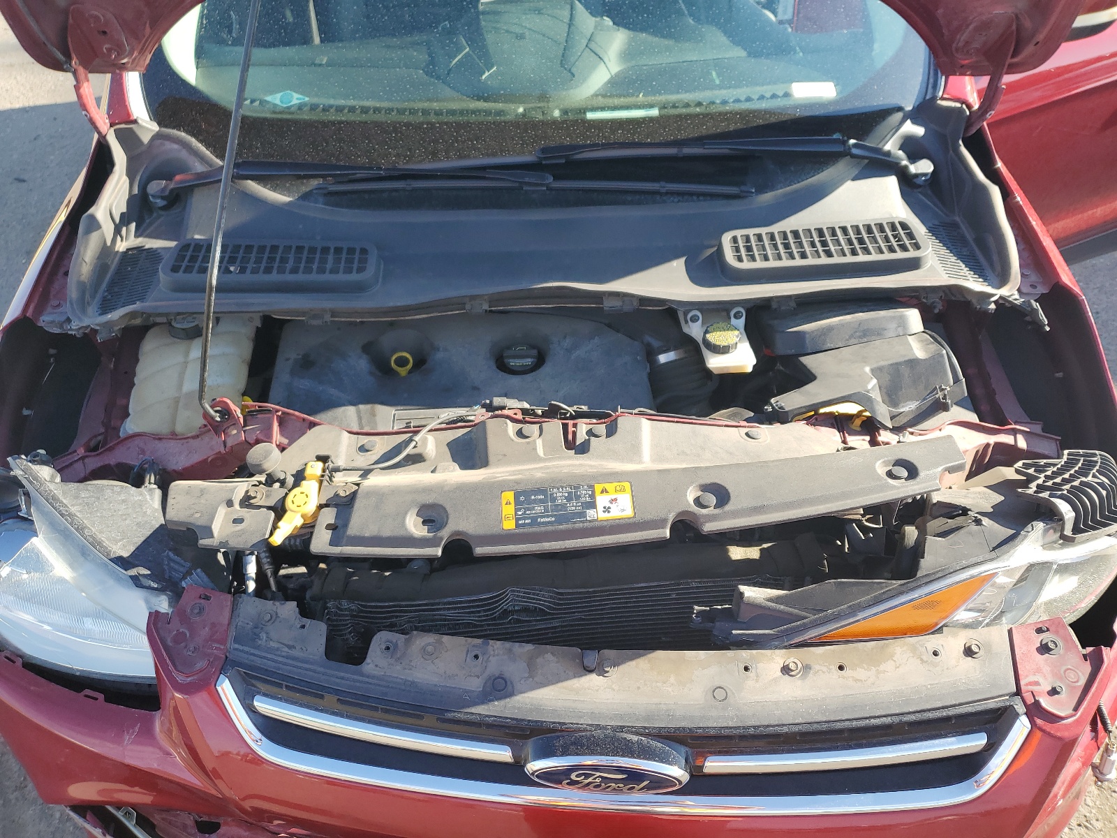 1FMCU9J97EUA13908 2014 Ford Escape Titanium