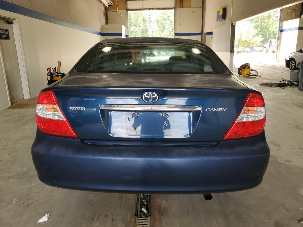 2004 Toyota Camry Le VIN: 4T1BE32K34U262888 Lot: 63844814