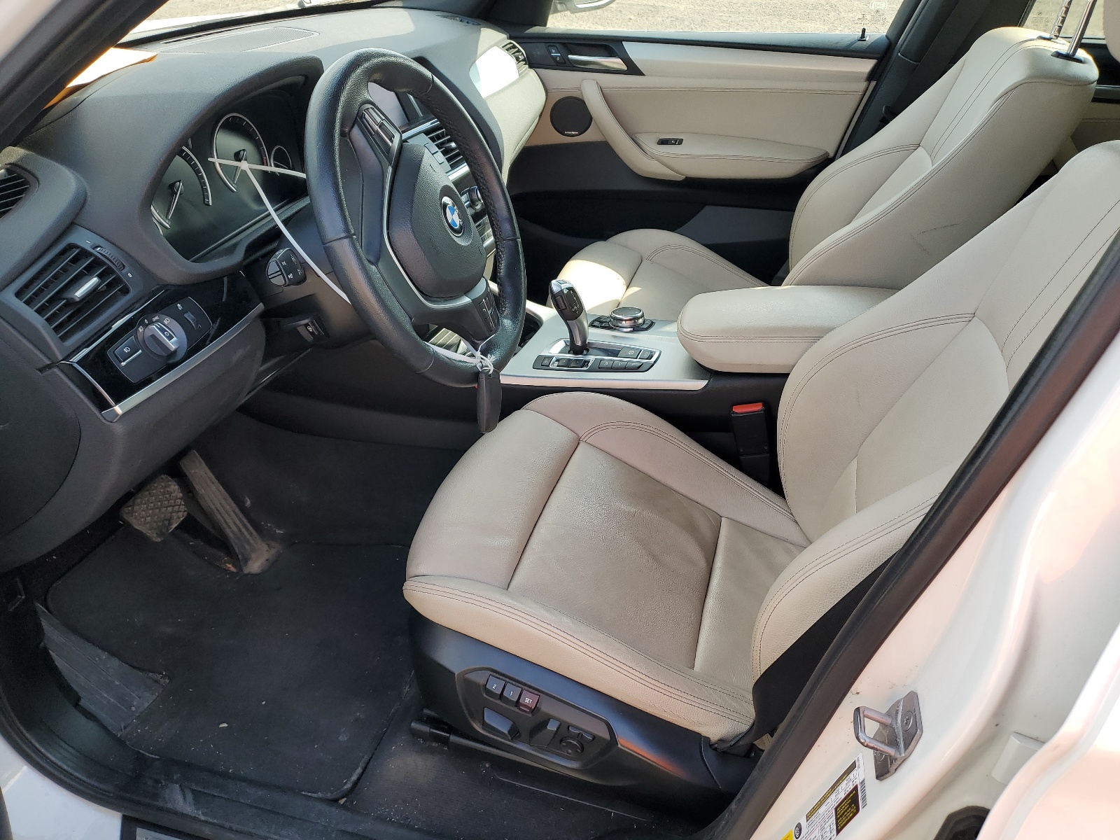 5UXWX9C57G0D76773 2016 BMW X3 xDrive28I