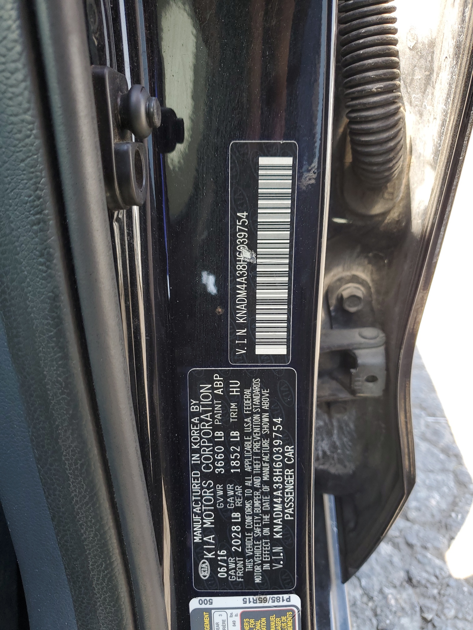 KNADM4A38H6039754 2017 Kia Rio Lx