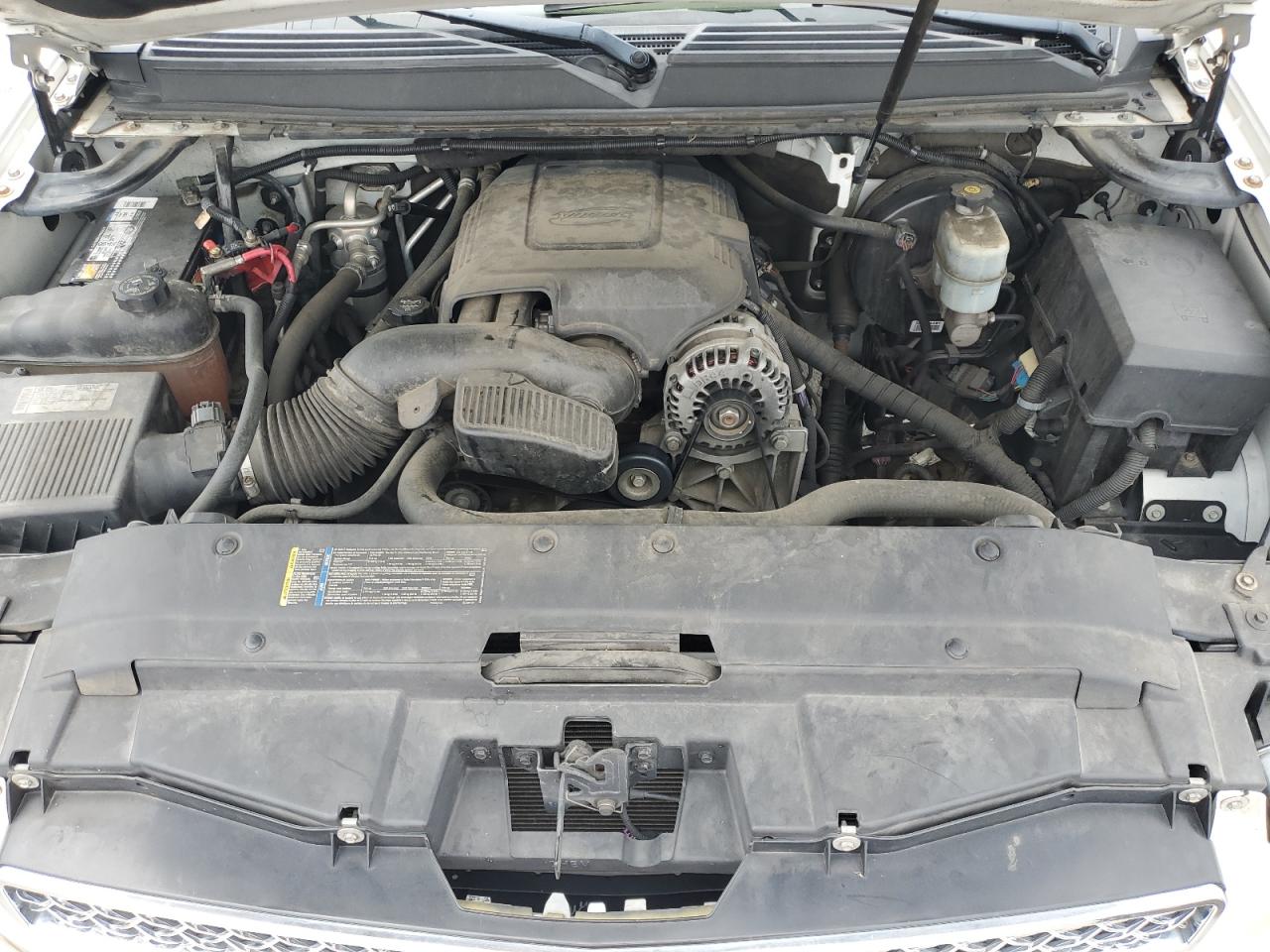 2010 Chevrolet Tahoe - Image 12
