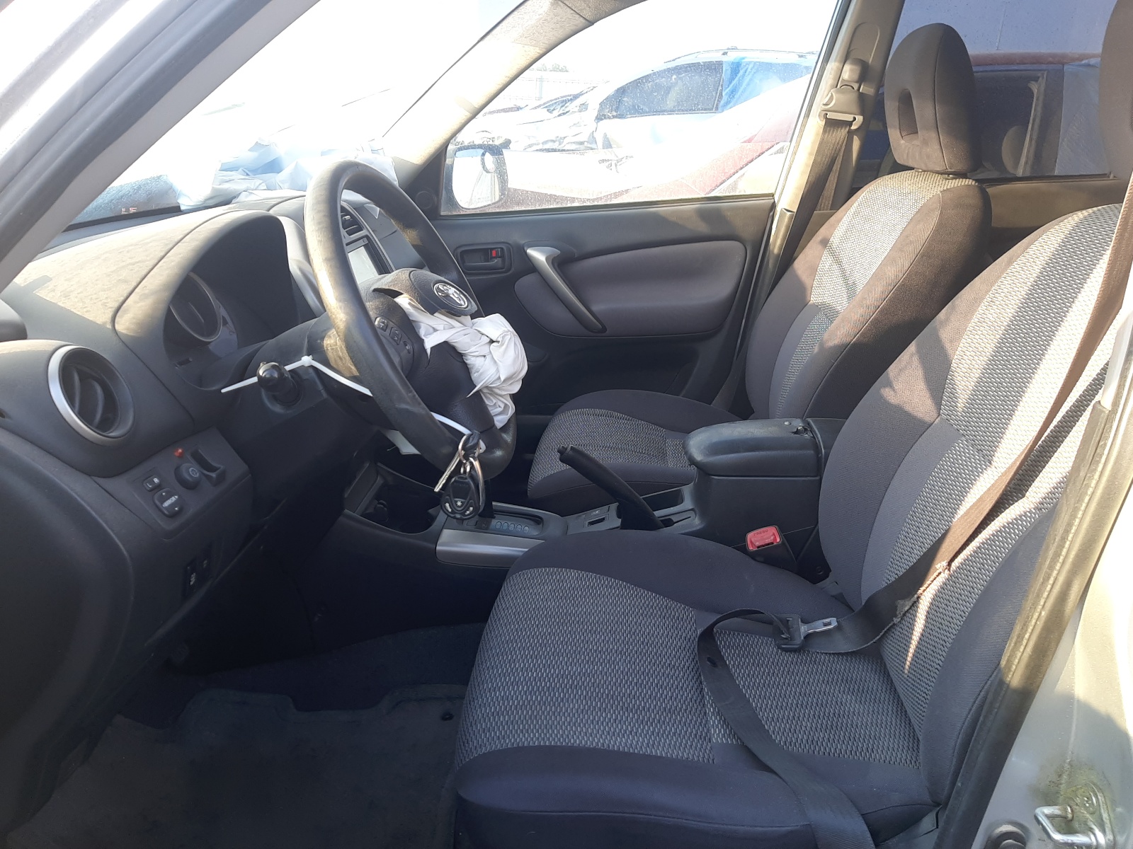 JTEGD20V340002742 2004 Toyota Rav4