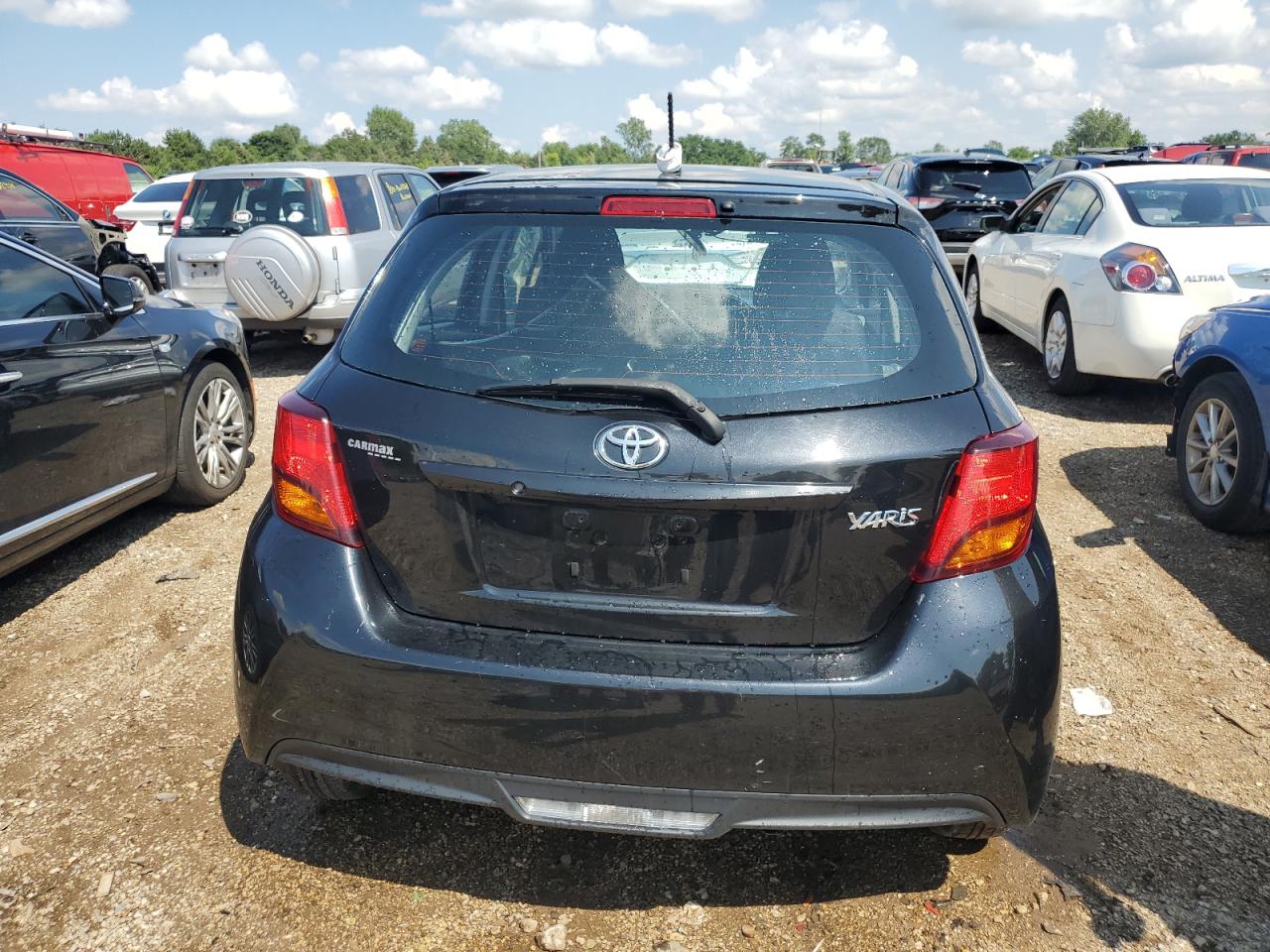 VNKKTUD3XHA085227 2017 Toyota Yaris L