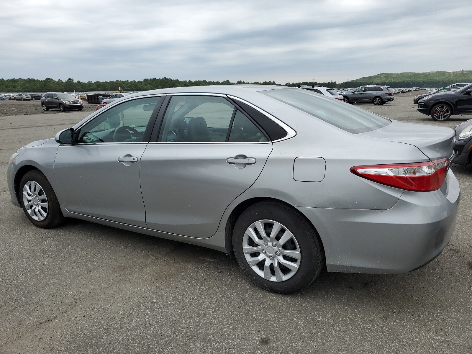 2015 Toyota Camry Le vin: 4T4BF1FK3FR483508