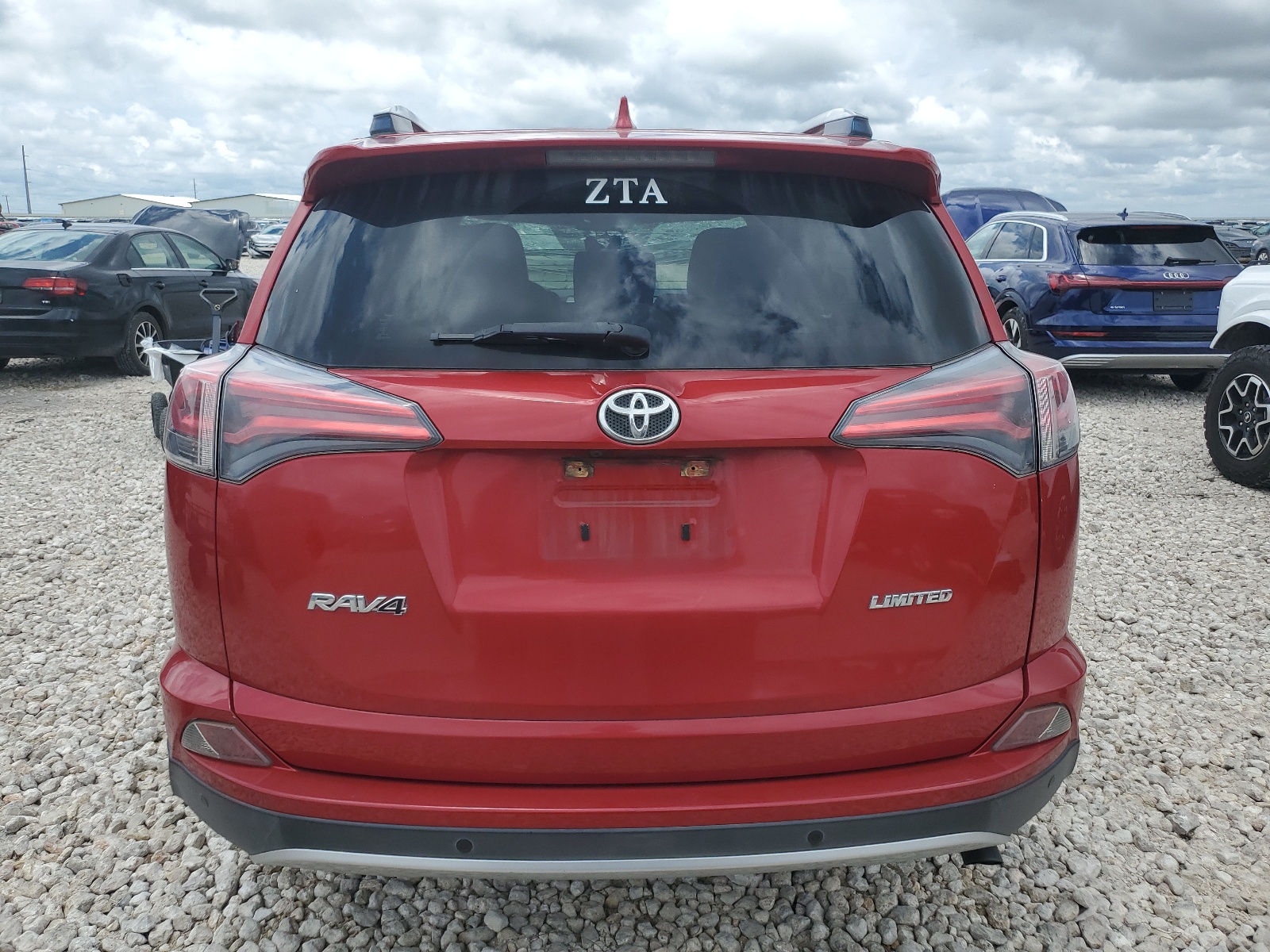 JTMYFREV5GJ062668 2016 Toyota Rav4 Limited