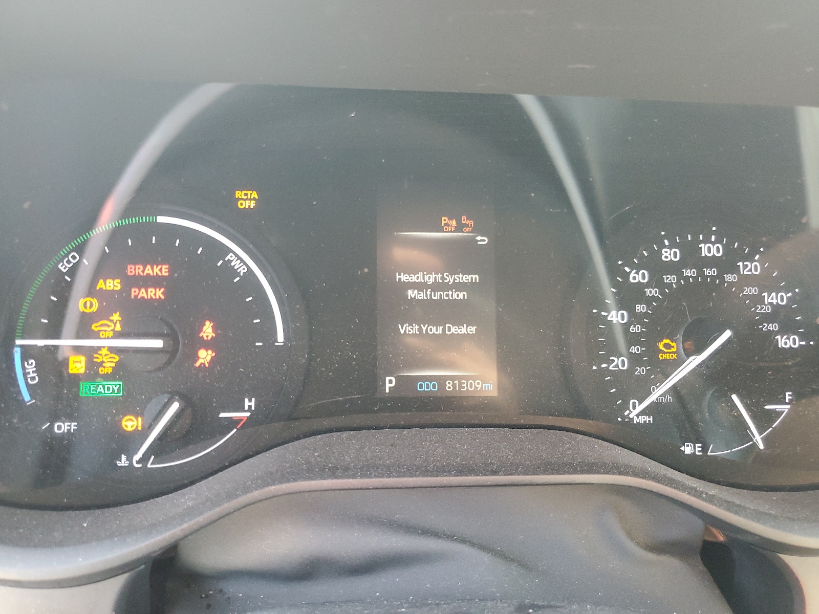 5TDJRKEC1MS045184 2021 Toyota Sienna Xle