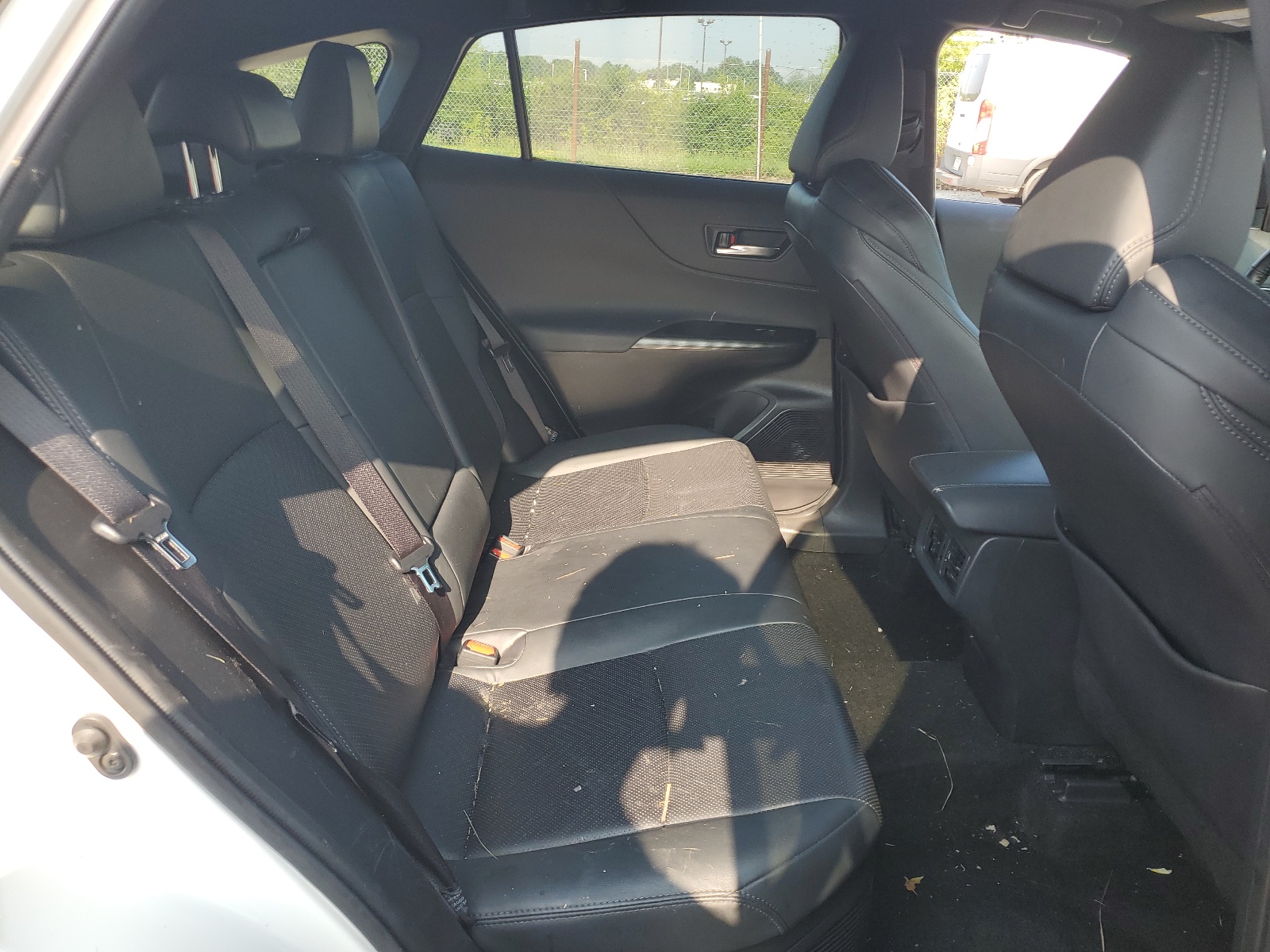 JTEAAAAH2MJ036442 2021 Toyota Venza Le