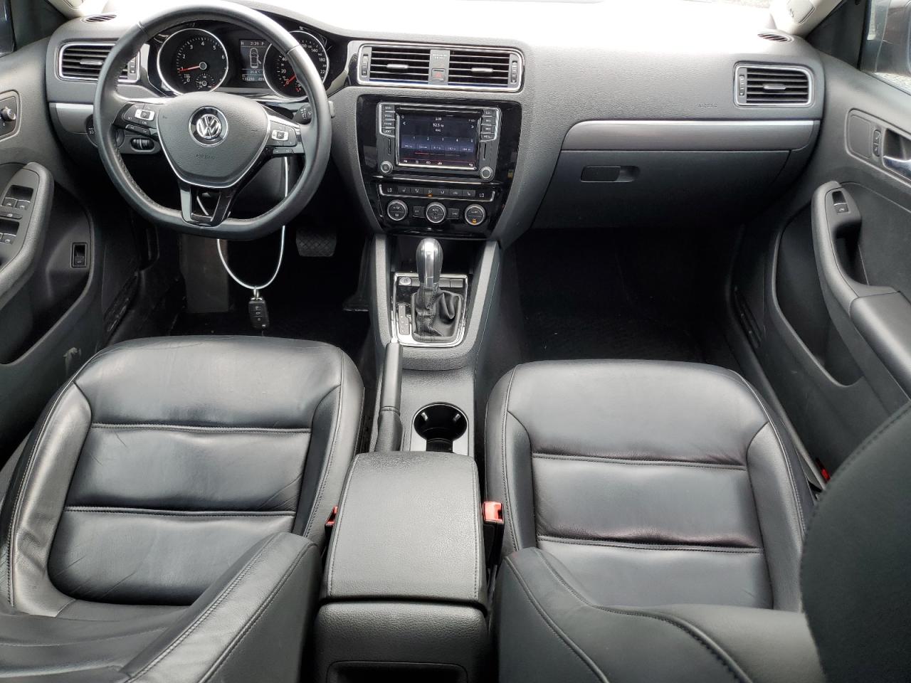 2016 Volkswagen Jetta Sel VIN: 3VWL07AJ3GM330152 Lot: 61935994