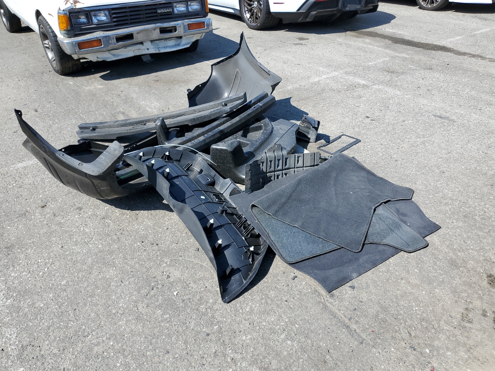 3N1BC1CP5AL352500 2010 Nissan Versa S