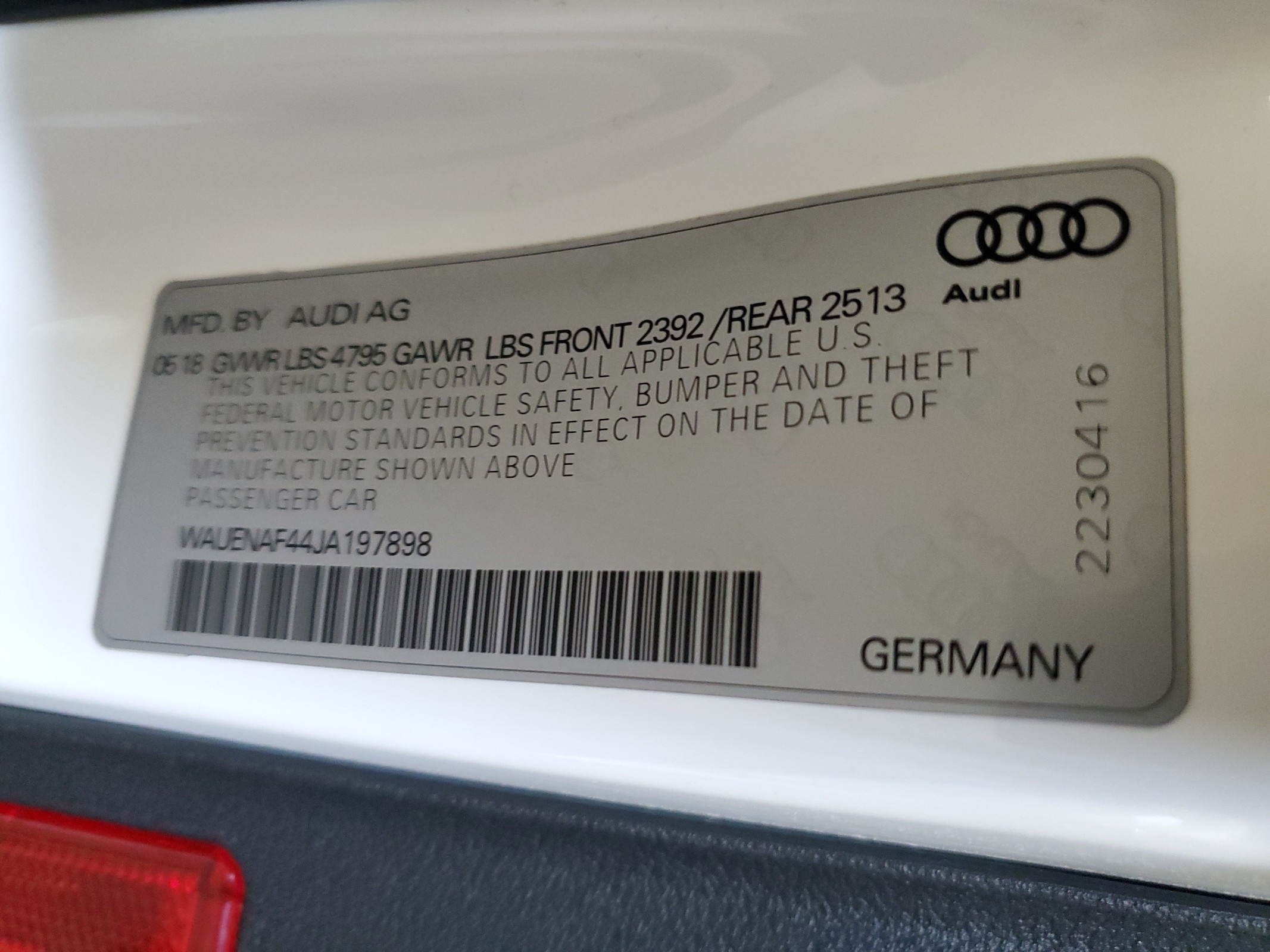 WAUENAF44JA197898 2018 Audi A4 Premium Plus
