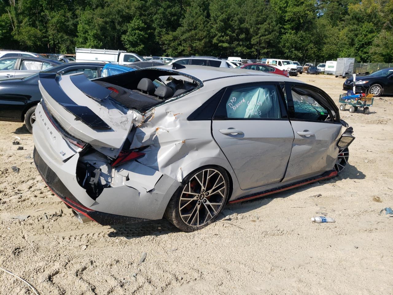 2023 Hyundai Elantra - Image 3