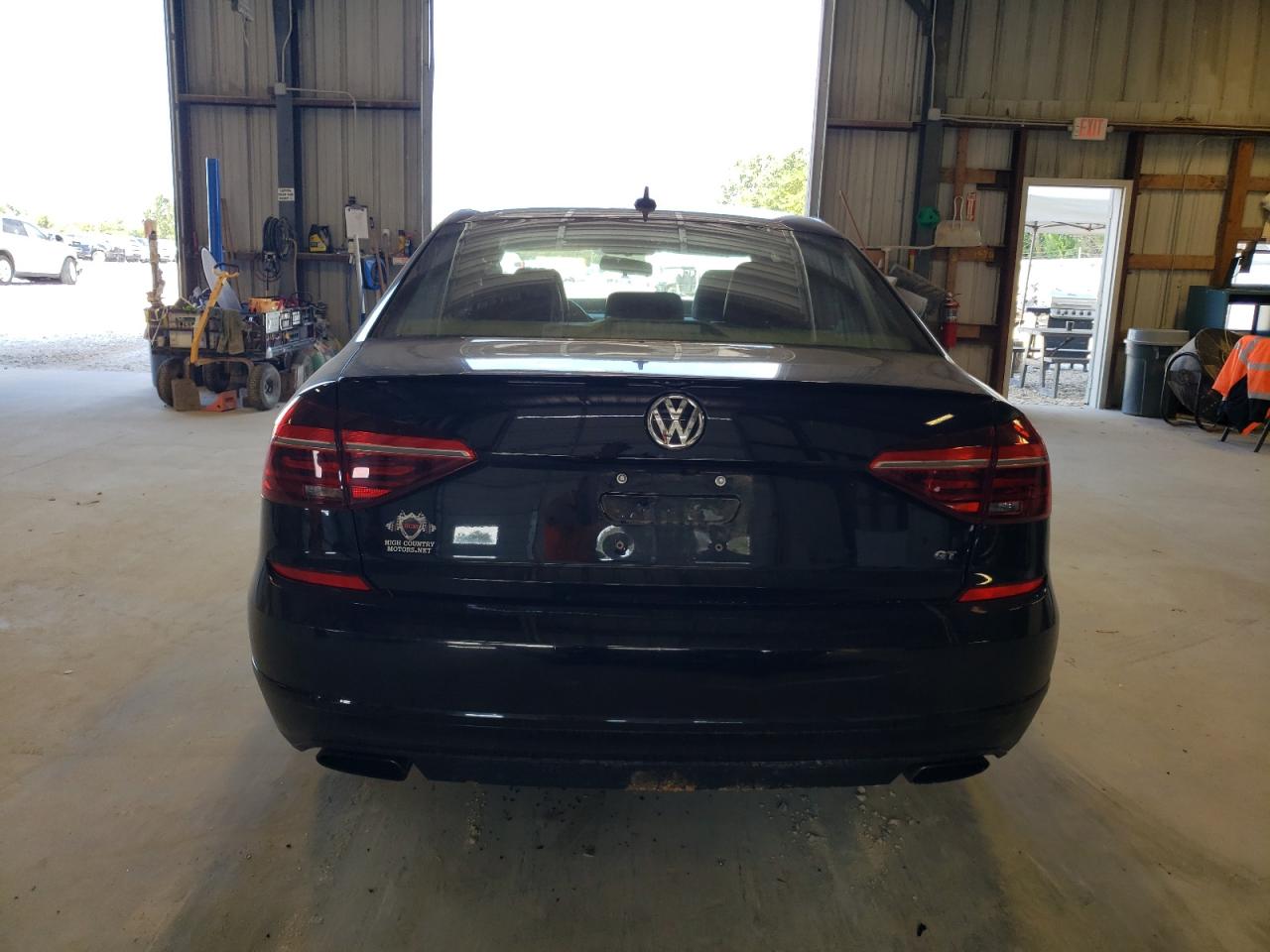 1VWJM7A36JC026612 2018 Volkswagen Passat Gt