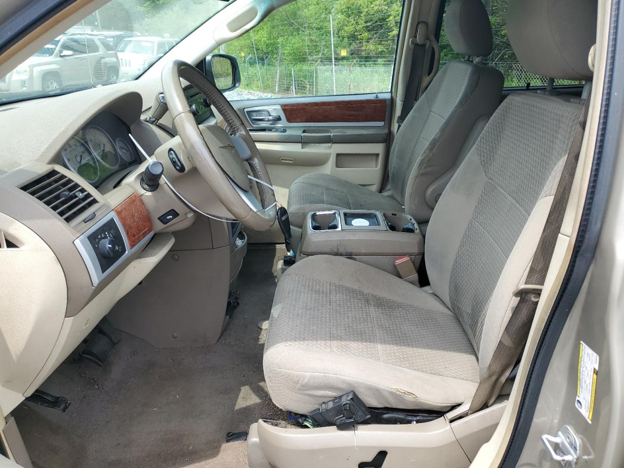 2009 Chrysler Town & Country Touring VIN: 2A8HR54179R548226 Lot: 64397564