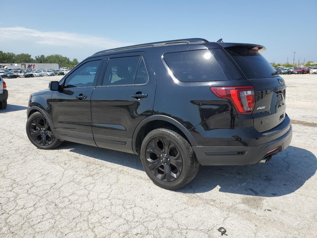 1FM5K8GT1KGB51014 2019 FORD EXPLORER - Image 2