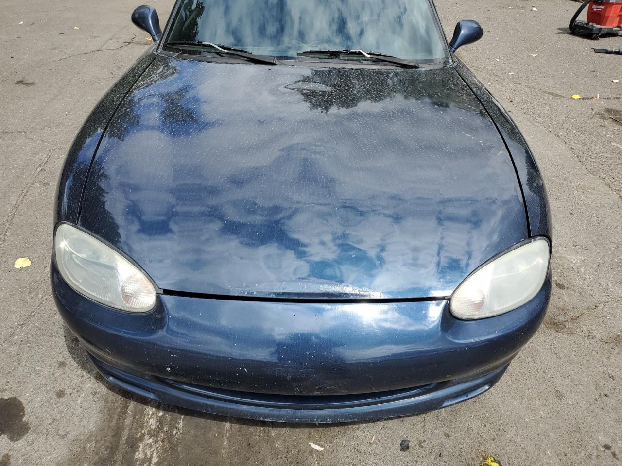 1999 Mazda Mx-5 Miata VIN: JM1NB3537X0137886 Lot: 65104364