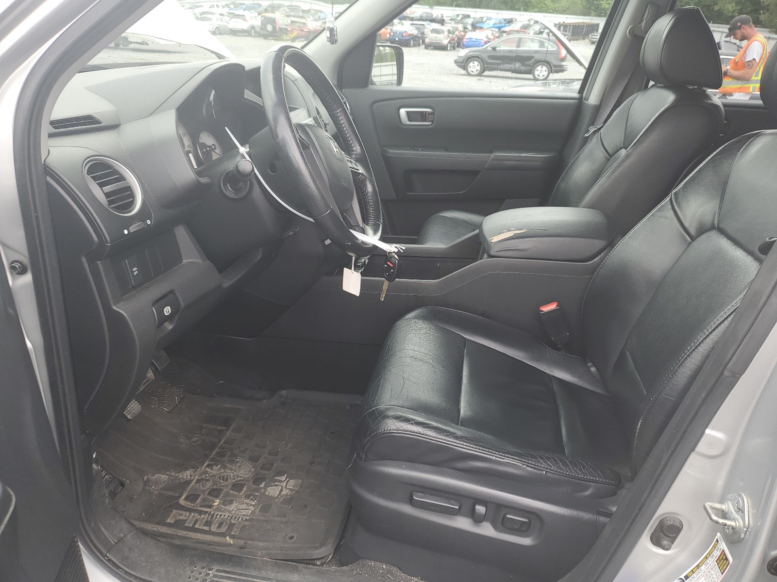 5FNYF4H51BB028208 2011 Honda Pilot Exl