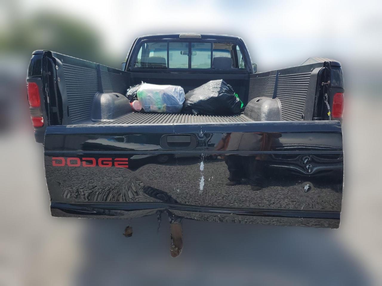 1996 Dodge Ram 2500 VIN: 1B7KF26C2TS631877 Lot: 61651374