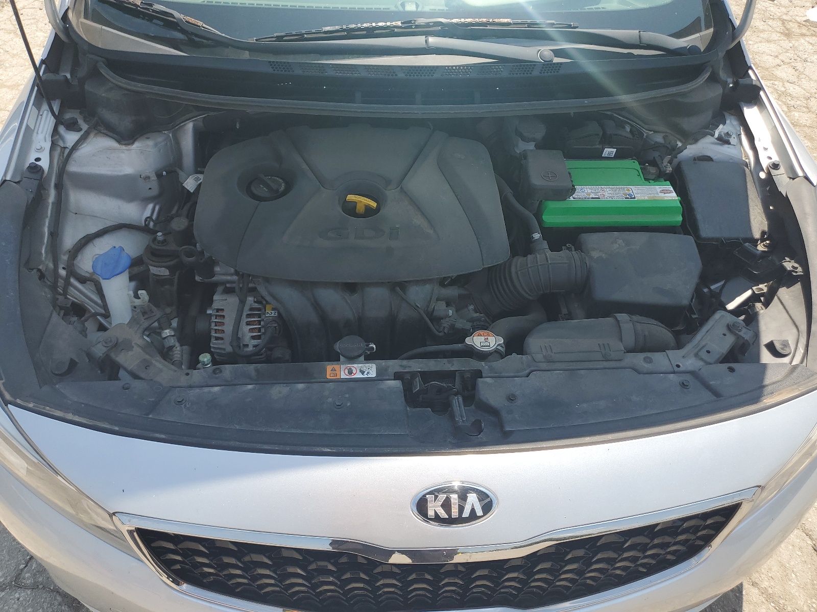 3KPFL4A83JE235045 2018 Kia Forte Ex