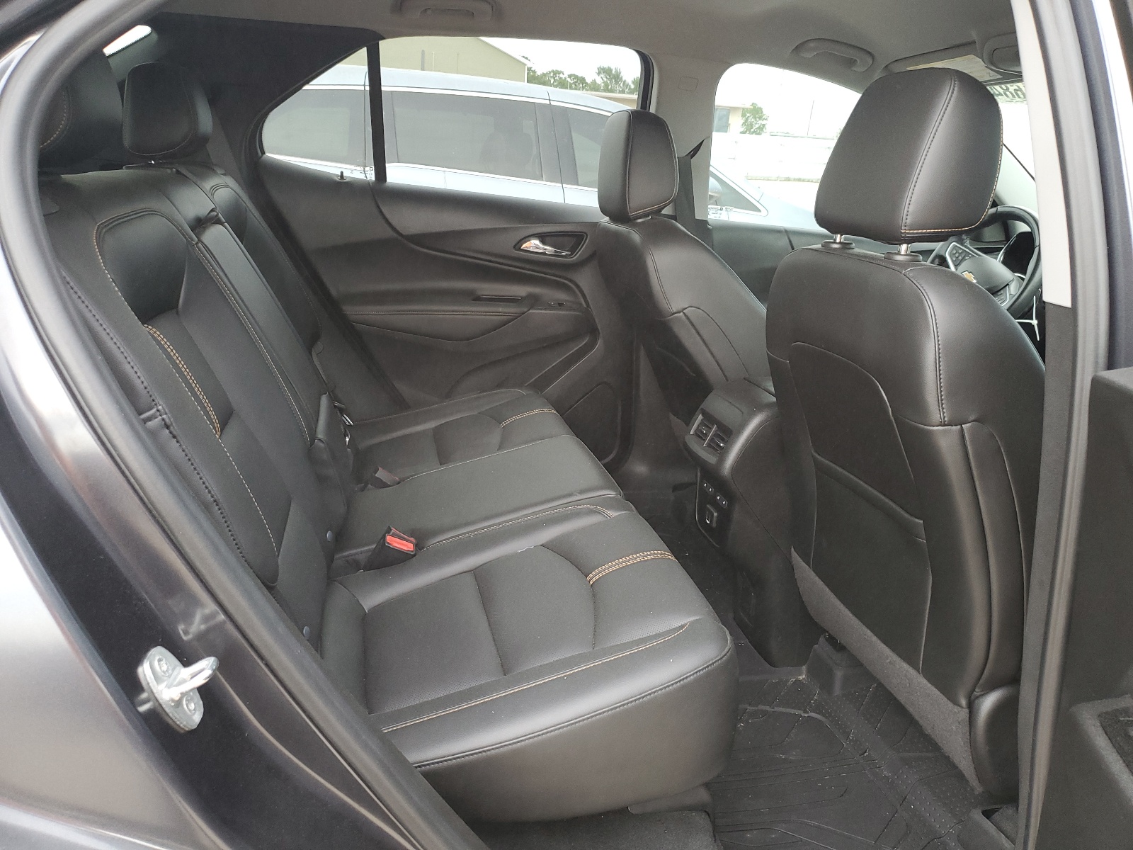 2GNAXNEV3N6111231 2022 Chevrolet Equinox Premier