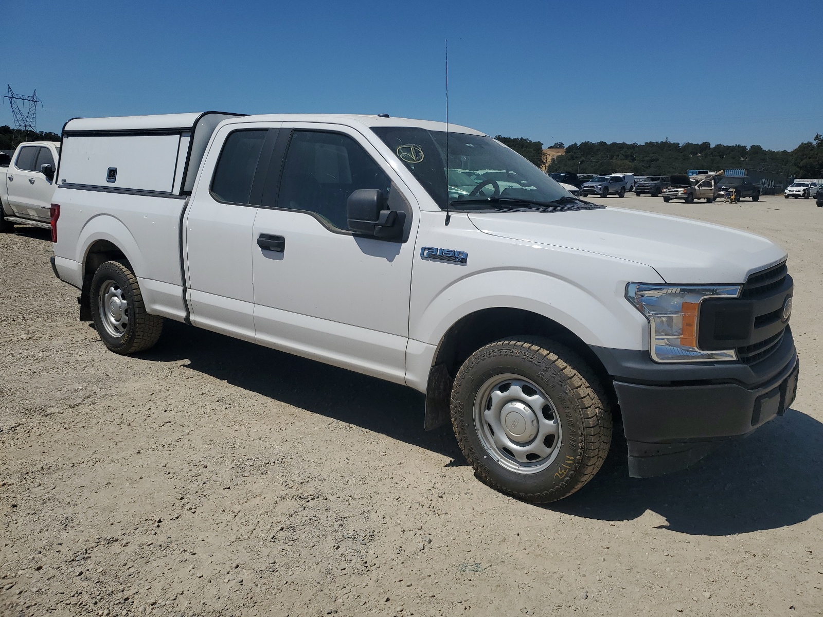 2018 Ford F150 Super Cab vin: 1FTEX1CB9JKE82171