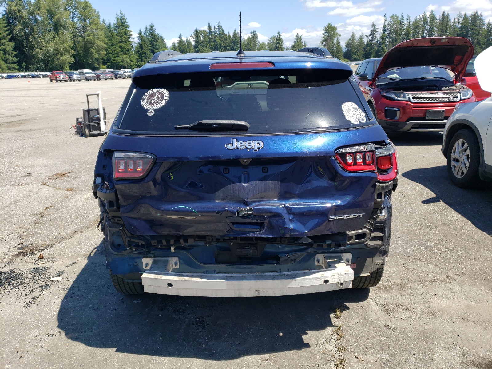 3C4NJCAB2JT345345 2018 Jeep Compass Sport