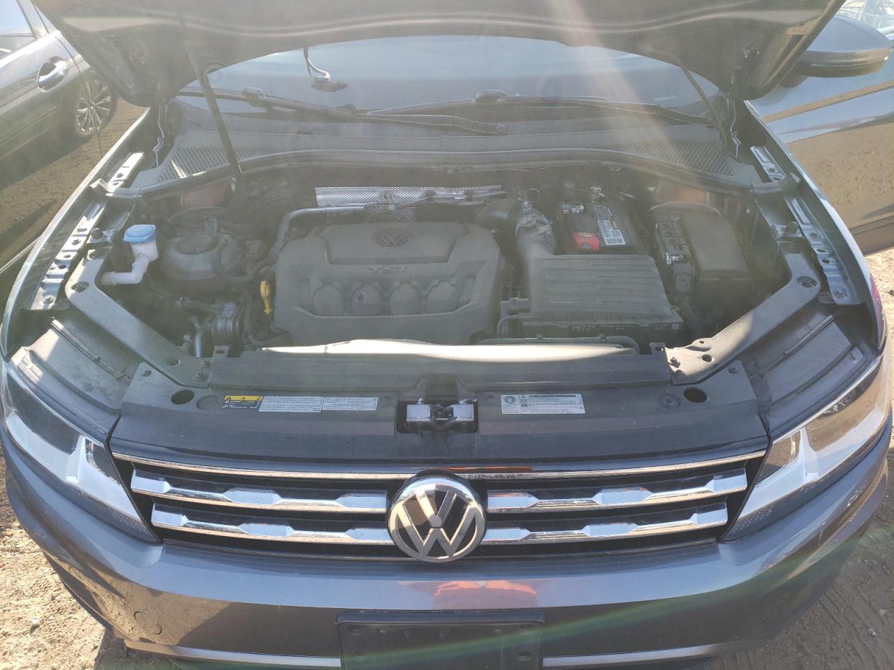 3VV2B7AX9KM032163 2019 Volkswagen Tiguan Se