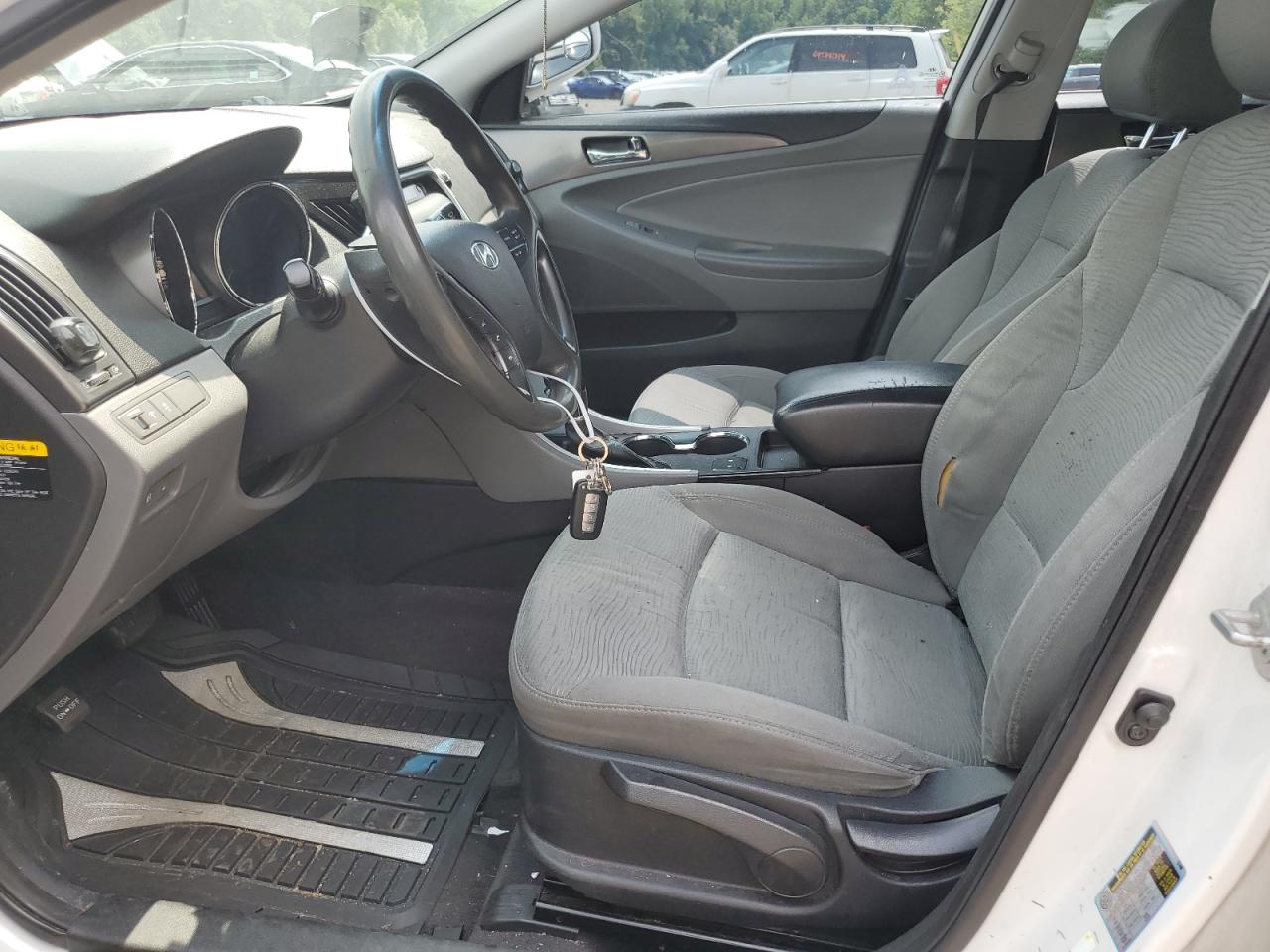 2013 Hyundai Sonata Hybrid VIN: KMHEC4A4XDA078755 Lot: 63790714