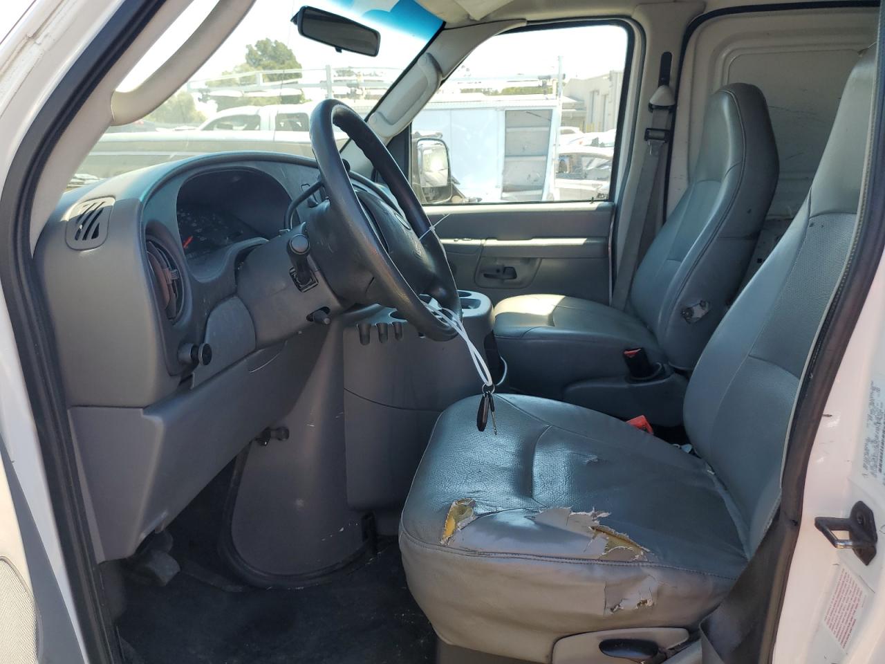 2004 Ford Econoline E150 Van VIN: 1FTRE14WX4HA34810 Lot: 64510574