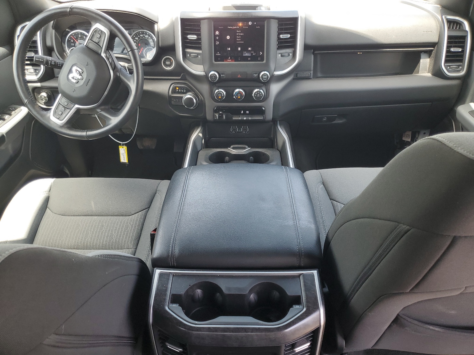 1C6RREFT3NN254329 2022 Ram 1500 Big Horn/Lone Star